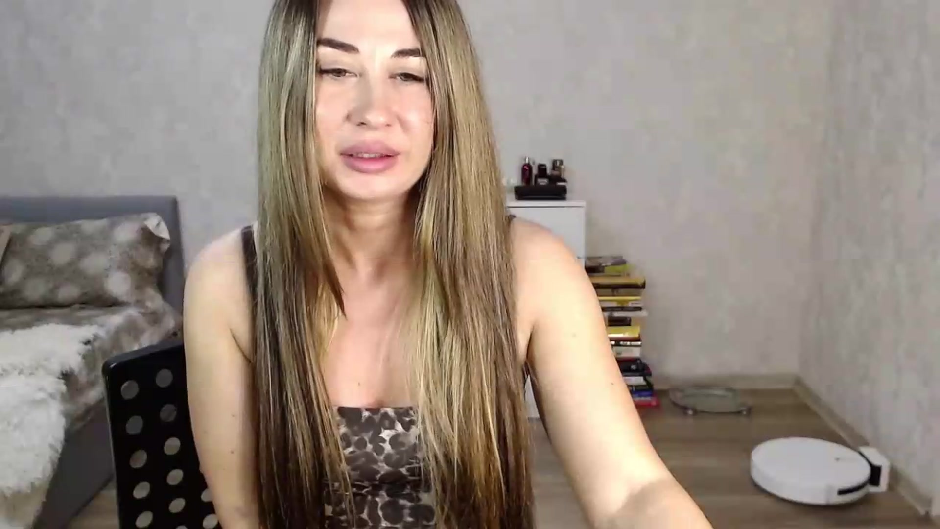 Gallery image thumbnail from SaintNicole's myfreecams stream on, 05/24/2026, 19:35 image 7 of 20