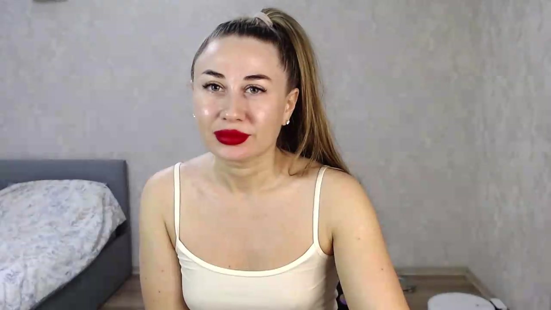 Gallery image thumbnail from SaintNicole's myfreecams stream on, 08/12/2026, 18:14 image 19 of 20