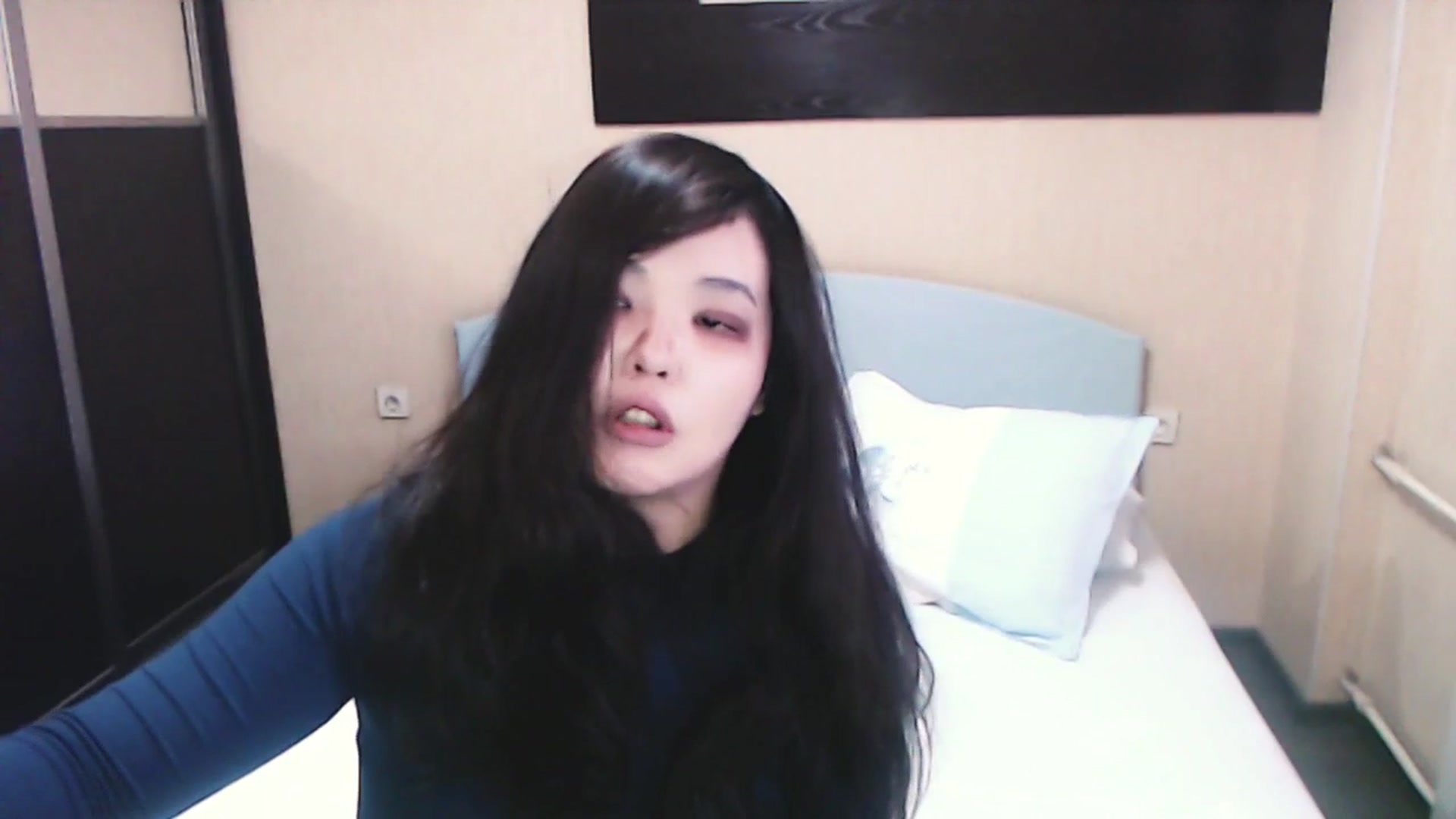 Gallery image thumbnail from SakuraMai's myfreecams stream on, 12/23/2024, 08:36 image 13 of 20