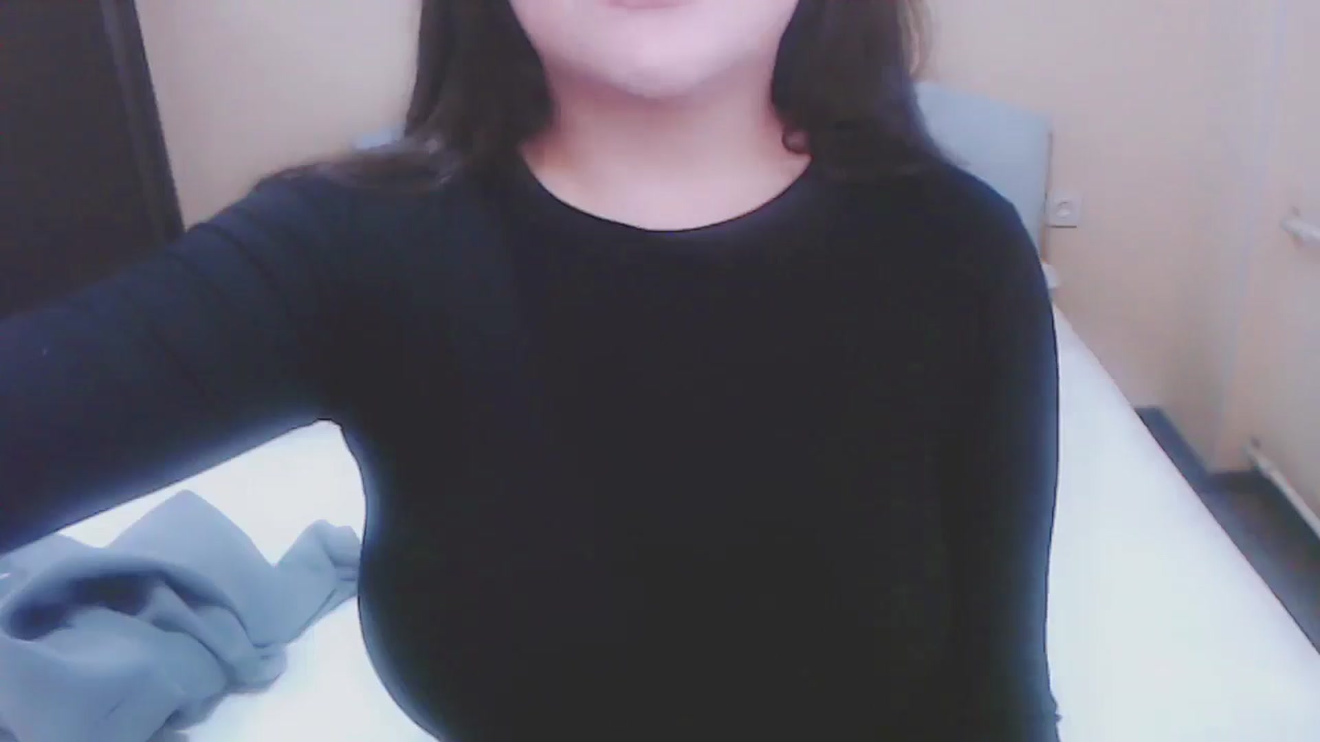 Gallery image thumbnail from SakuraMai's myfreecams stream on, 12/25/2024, 07:42 image 15 of 20