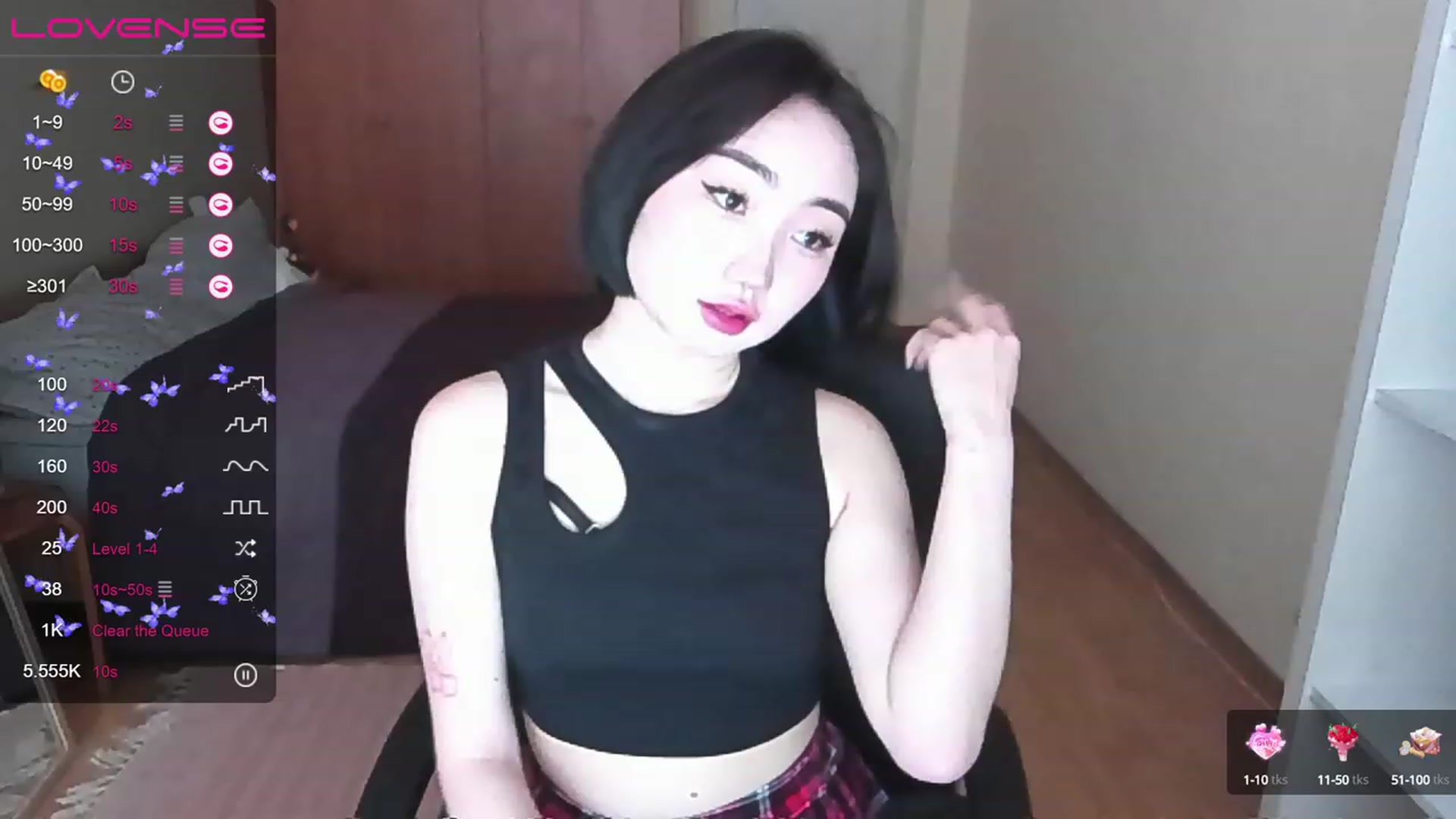 Gallery image thumbnail from SakuraSmile's myfreecams stream on, 02/13/2024, 13:37 image 8 of 20