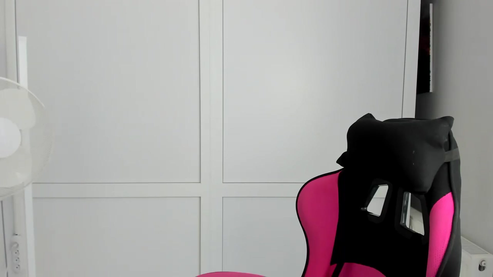 Gallery image thumbnail from SakurraX's myfreecams stream on, 07/19/2026, 12:32 image 7 of 20