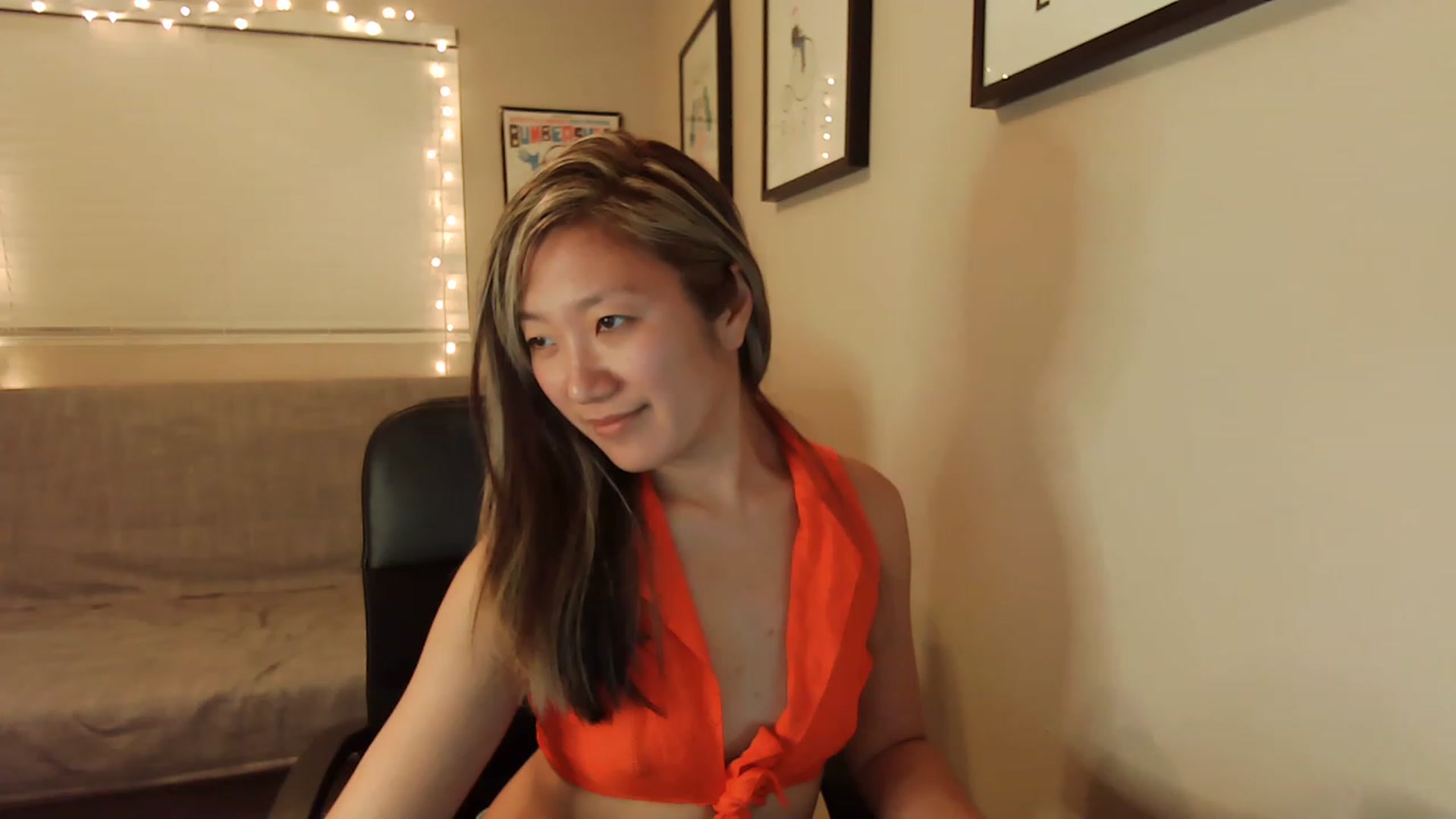Gallery image thumbnail from Sakuura7's myfreecams stream on, 12/24/2022, 13:47 image 19 of 20