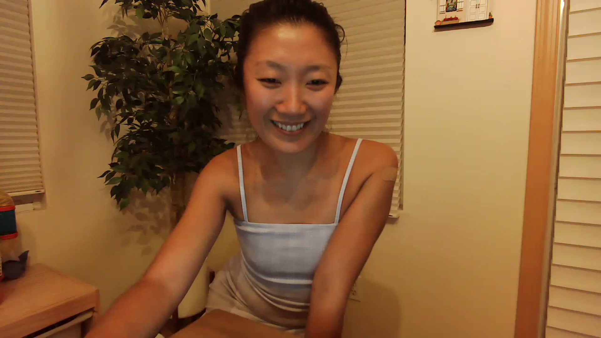 Gallery image thumbnail from Sakuura7's myfreecams stream on, 06/12/2023, 07:51 image 16 of 20