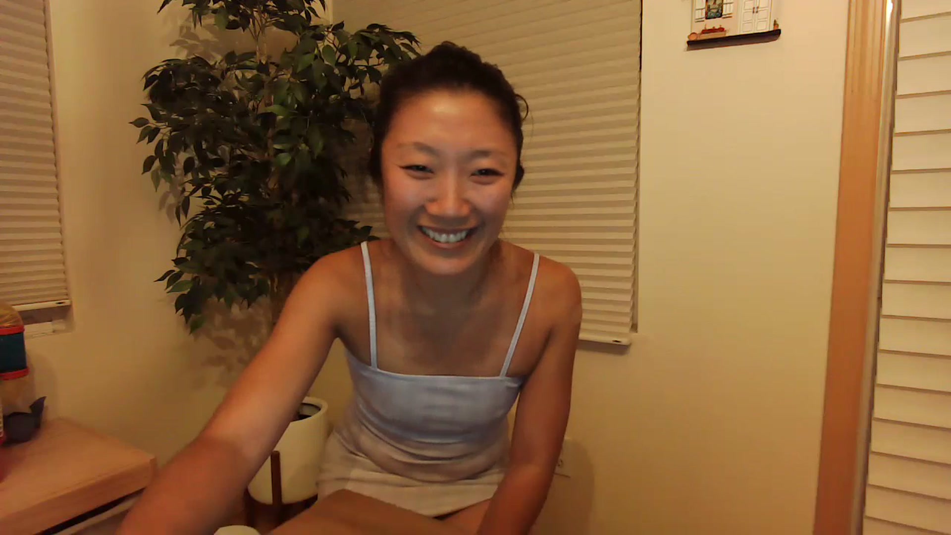 Gallery image thumbnail from Sakuura7's myfreecams stream on, 06/12/2023, 07:51 image 9 of 20