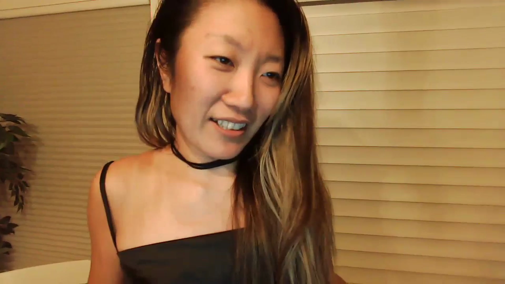 Gallery image thumbnail from Sakuura7's myfreecams stream on, 06/12/2023, 08:20 image 16 of 20