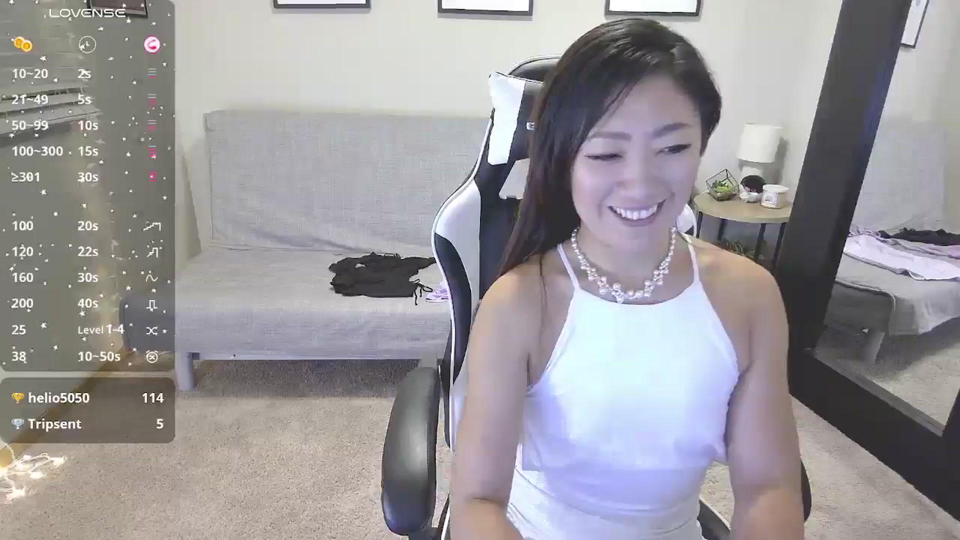 Gallery image thumbnail from Sakuura7's myfreecams stream on, 08/09/2025, 12:47 image 17 of 20