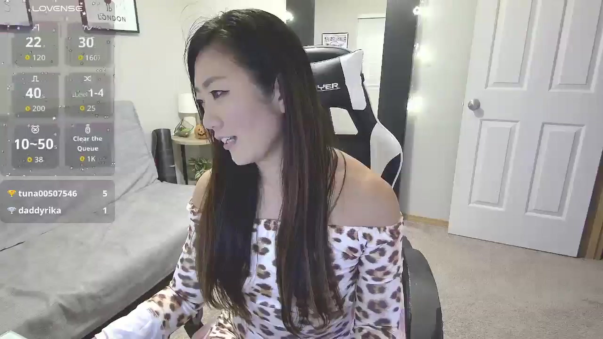 Gallery image thumbnail from Sakuura7's myfreecams stream on, 10/25/2025, 11:29 image 6 of 20