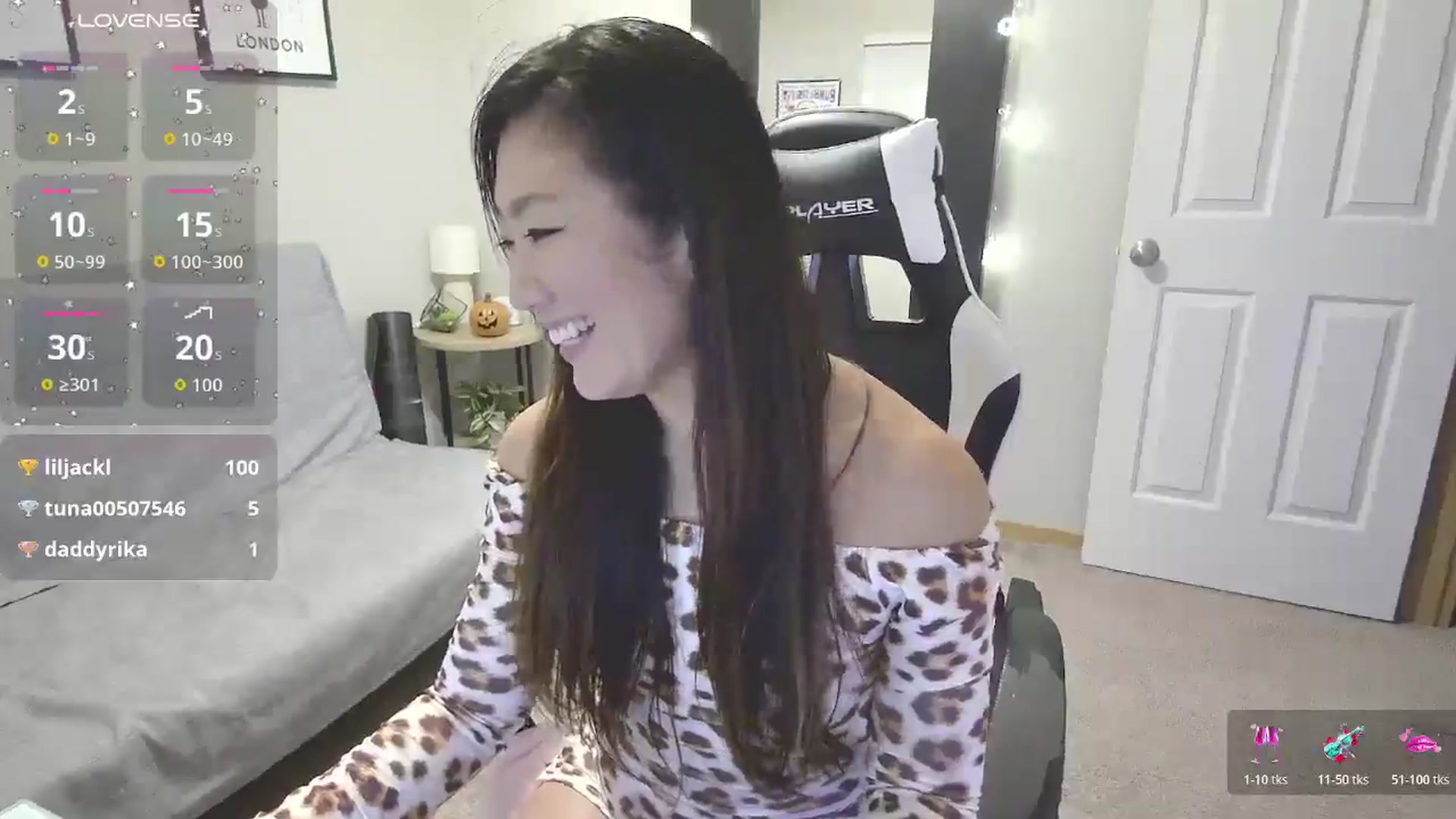Gallery image thumbnail from Sakuura7's myfreecams stream on, 10/25/2025, 11:29 image 15 of 20
