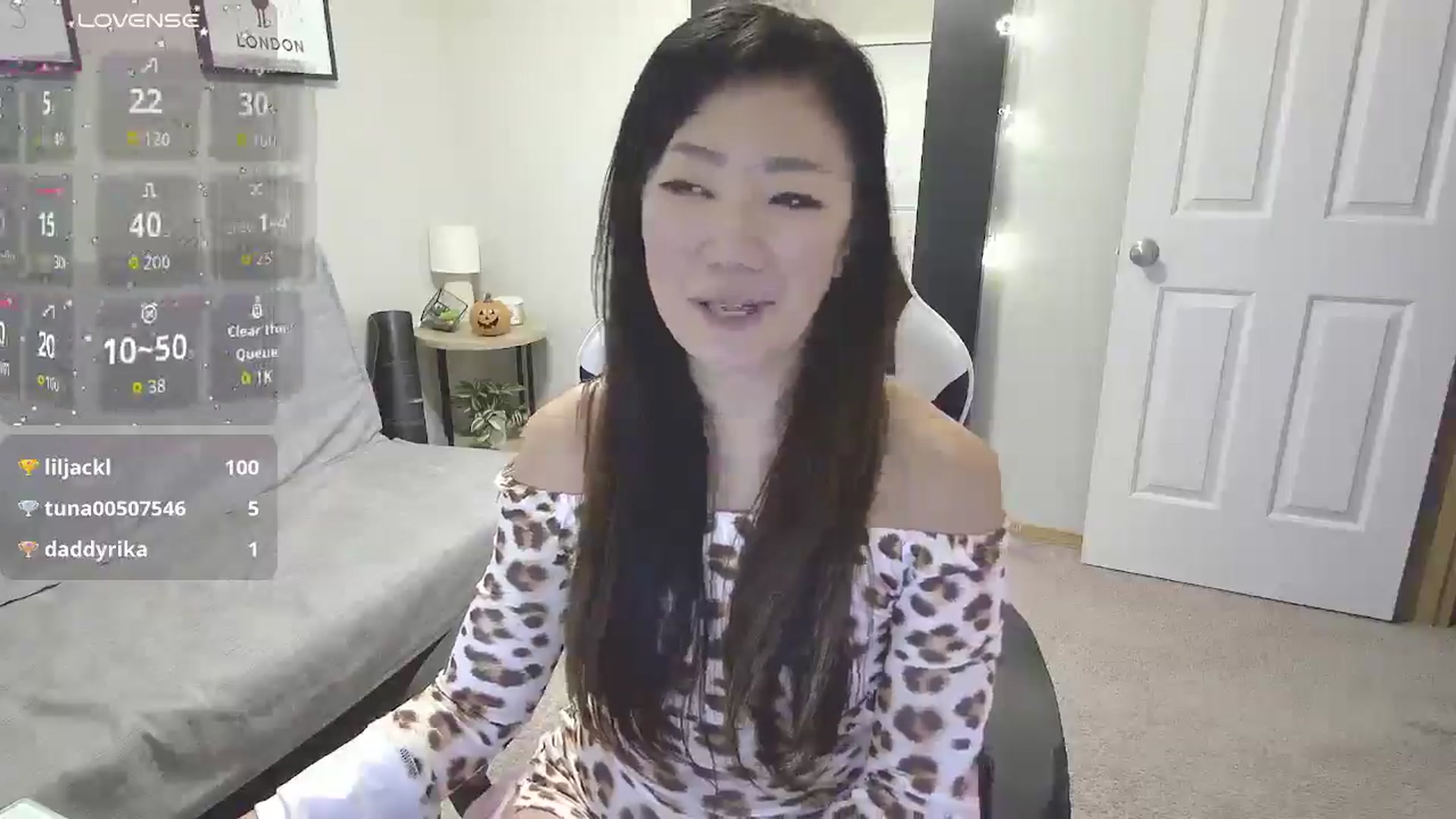 Gallery image thumbnail from Sakuura7's myfreecams stream on, 10/25/2025, 11:29 image 10 of 20