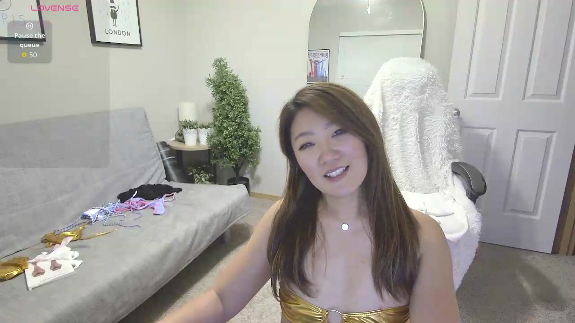 Gallery image thumbnail from Sakuura7's myfreecams stream on, 08/22/2026, 13:48 image 14 of 20