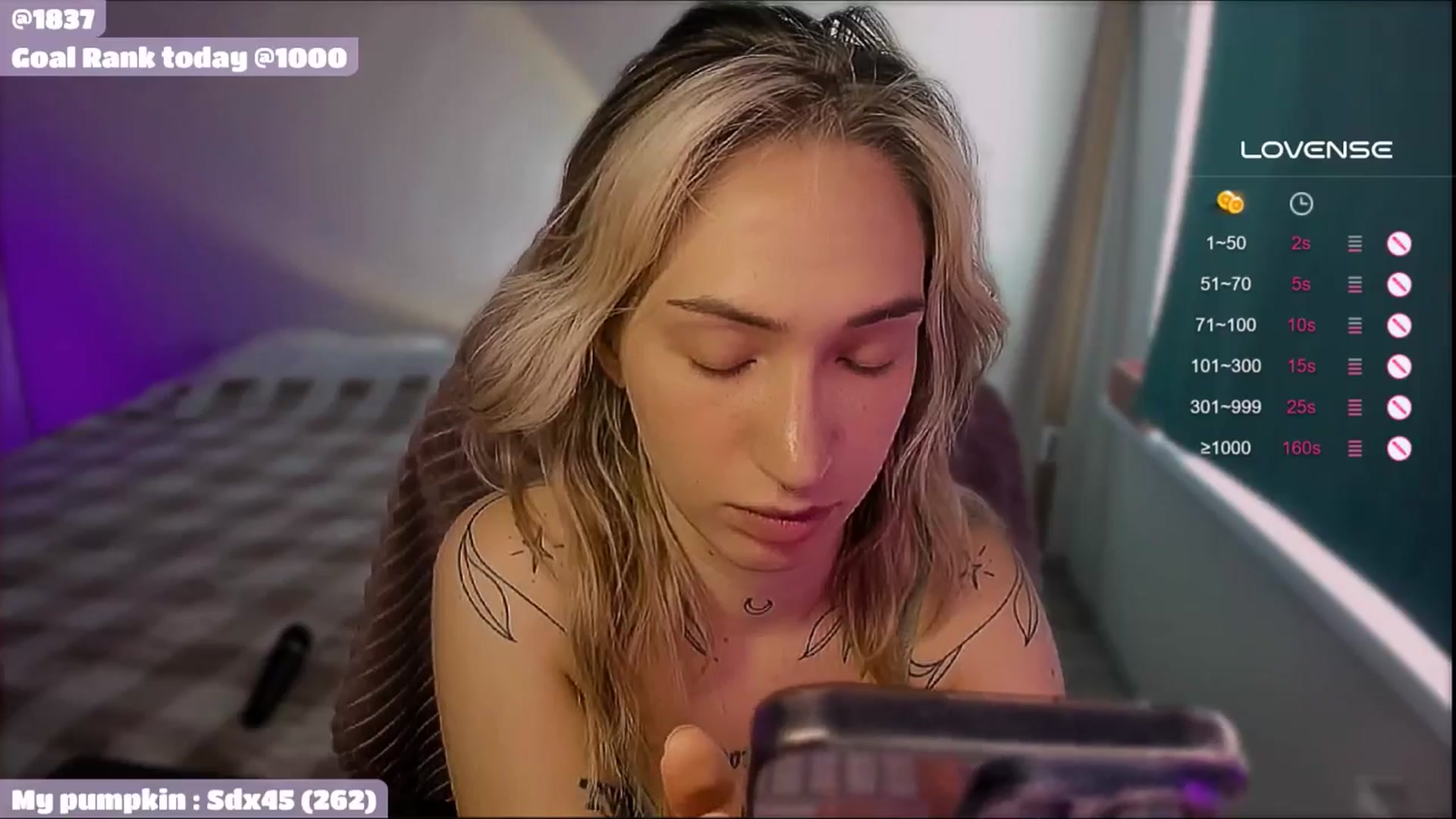 Gallery image thumbnail from Salem_'s myfreecams stream on, 10/27/2025, 07:33 image 14 of 20