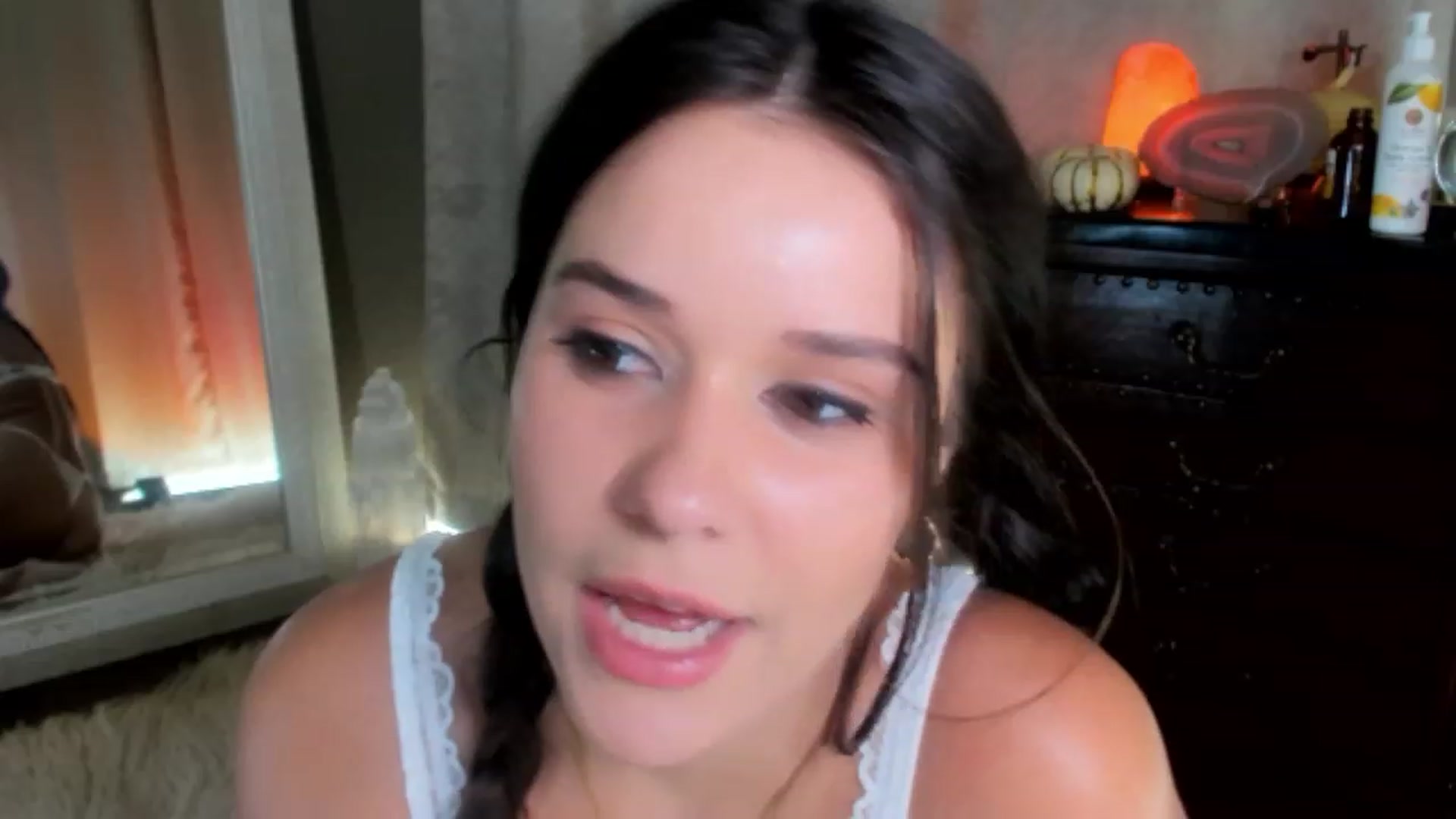 Gallery image thumbnail from SalenaStorm's myfreecams stream on, 11/21/2022, 04:41 image 7 of 20
