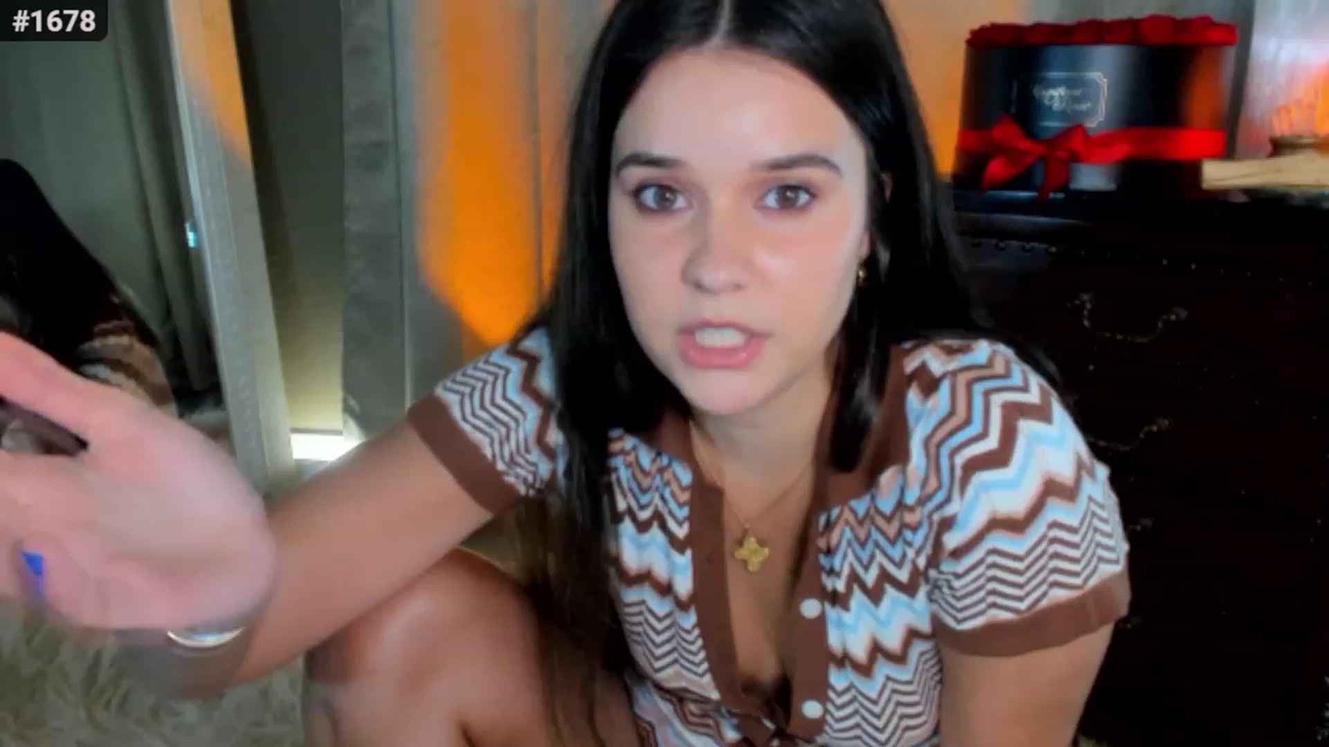 Gallery image thumbnail from SalenaStorm's myfreecams stream on, 04/22/2023, 02:19 image 6 of 20