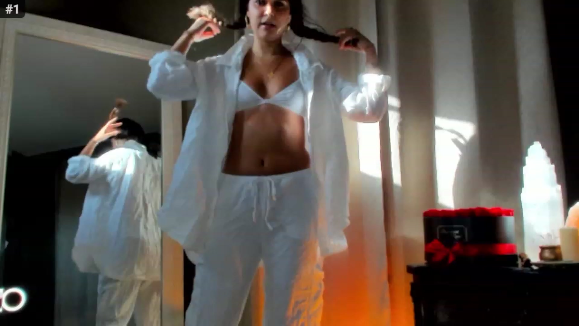 Gallery image thumbnail from SalenaStorm's myfreecams stream on, 08/04/2023, 01:40 image 4 of 20
