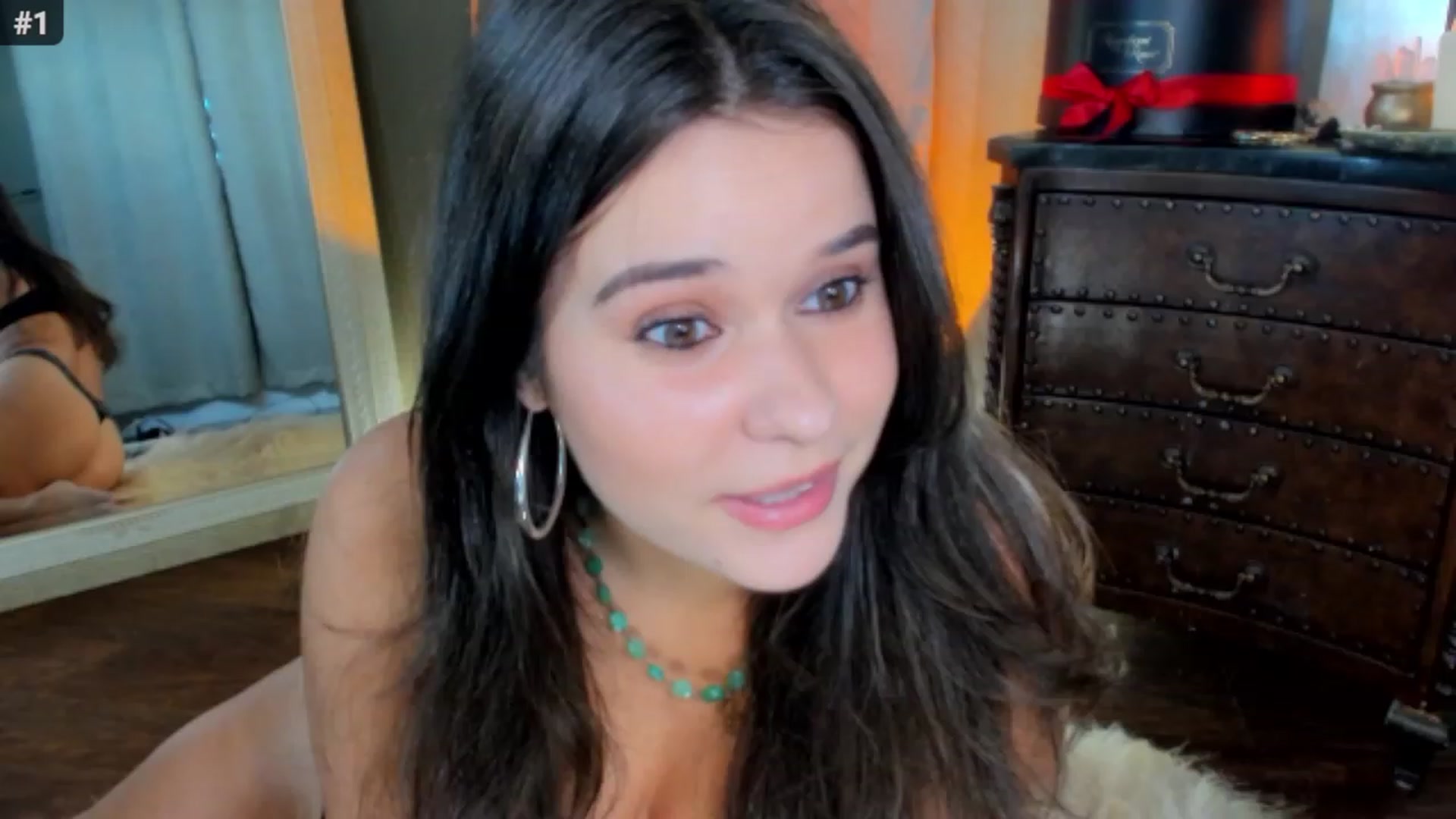 Gallery image thumbnail from SalenaStorm's myfreecams stream on, 08/06/2023, 02:20 image 3 of 20