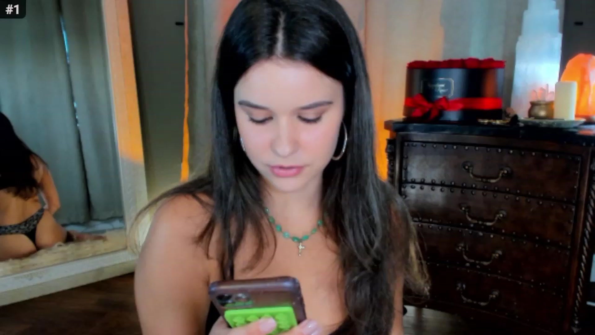 Gallery image thumbnail from SalenaStorm's myfreecams stream on, 08/06/2023, 03:23 image 1 of 20