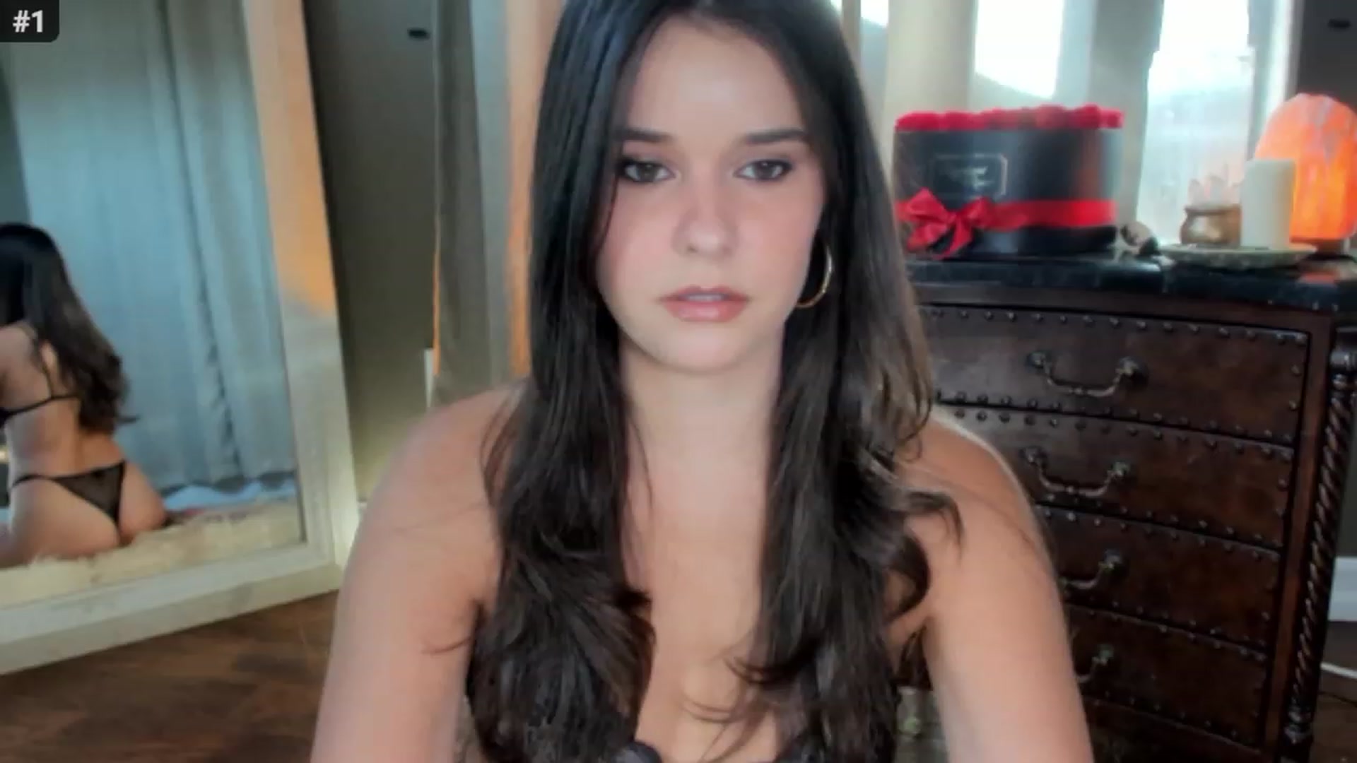Gallery image thumbnail from SalenaStorm's myfreecams stream on, 08/08/2023, 03:01 image 1 of 20