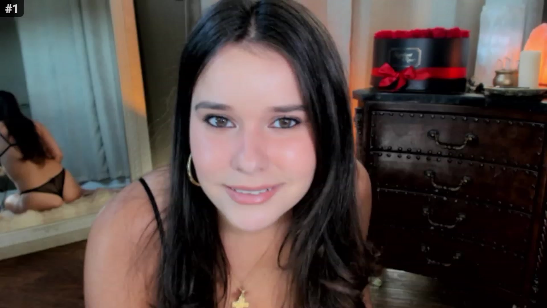 Gallery image thumbnail from SalenaStorm's myfreecams stream on, 08/08/2023, 03:01 image 6 of 20