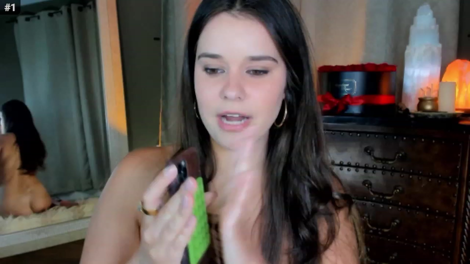 Gallery image thumbnail from SalenaStorm's myfreecams stream on, 08/08/2023, 03:01 image 19 of 20