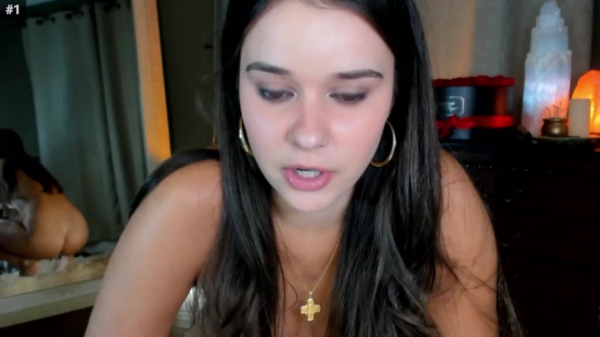 Gallery image thumbnail from SalenaStorm's myfreecams stream on, 08/08/2023, 04:47 image 7 of 20