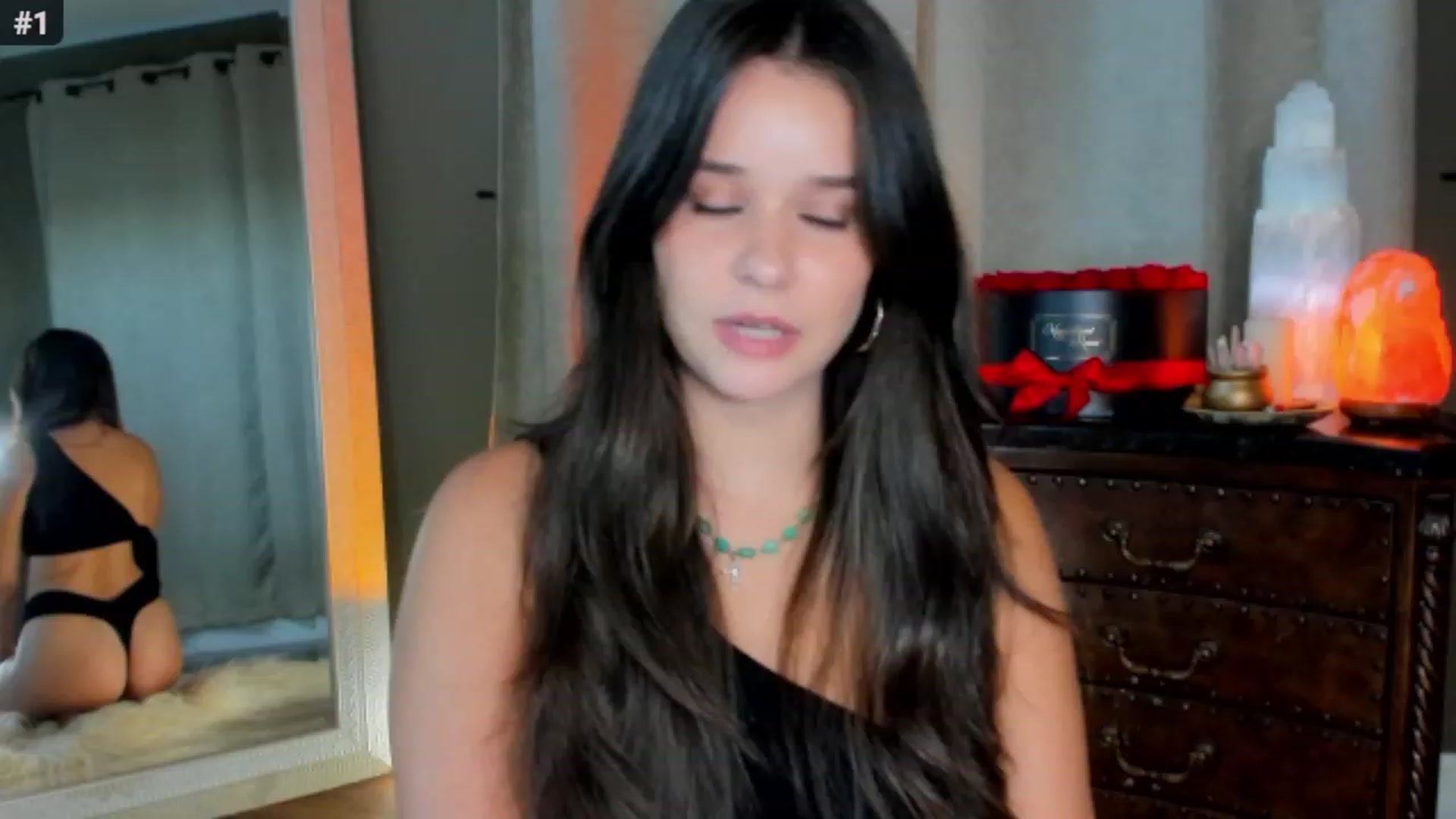 Gallery image thumbnail from SalenaStorm's myfreecams stream on, 08/18/2023, 02:21 image 18 of 20