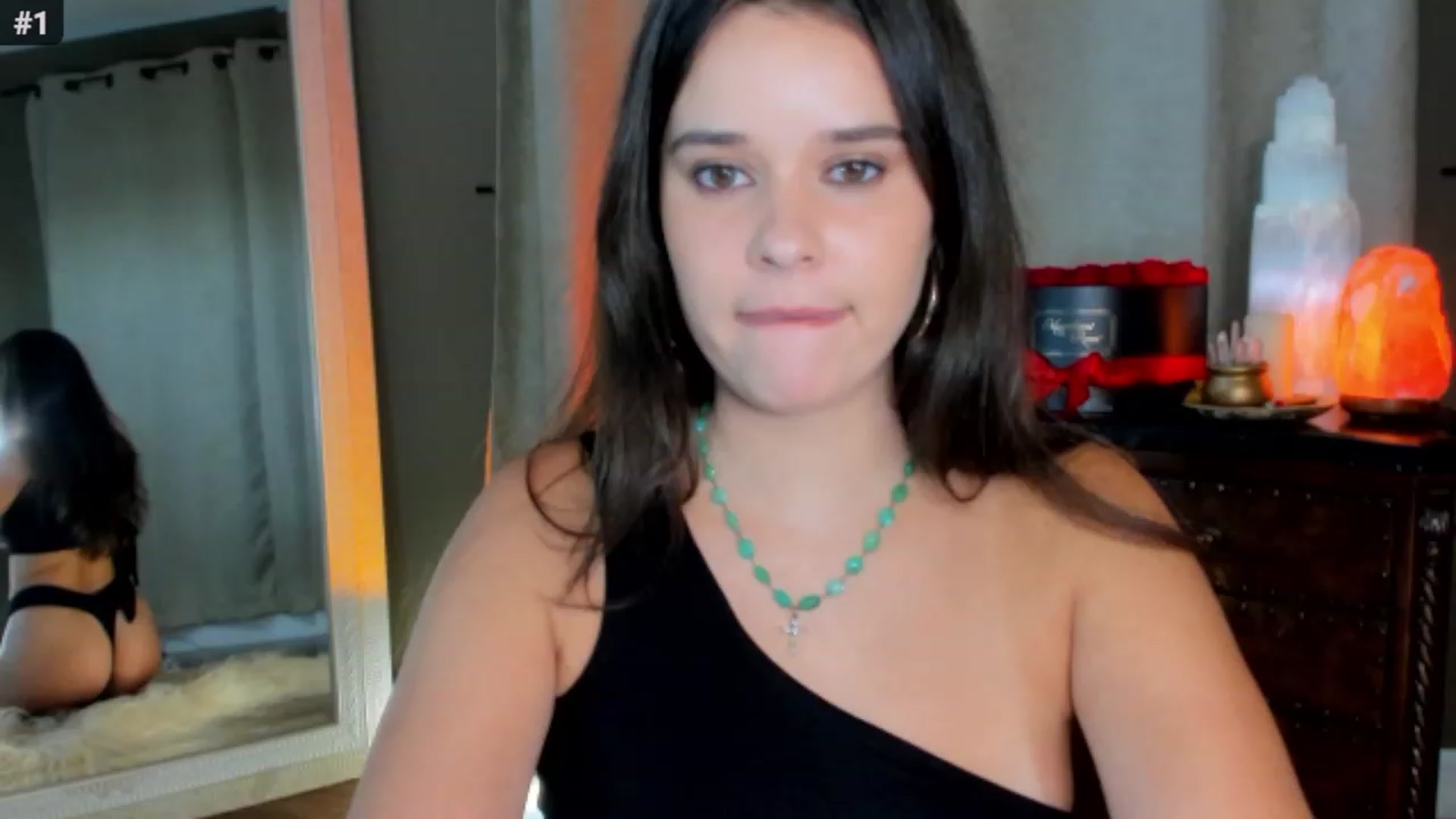Gallery image thumbnail from SalenaStorm's myfreecams stream on, 08/18/2023, 02:21 image 20 of 20