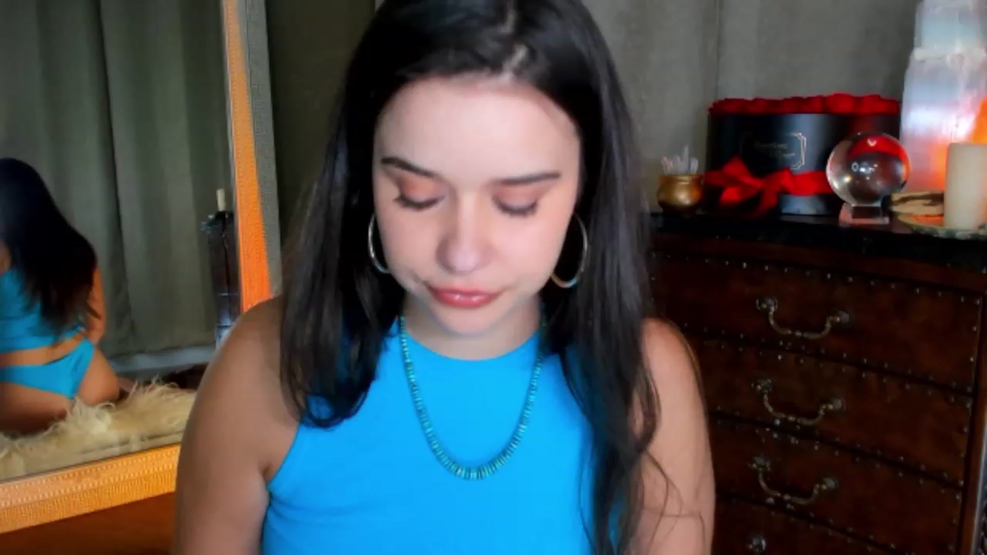 Gallery image thumbnail from SalenaStorm's myfreecams stream on, 01/09/2024, 04:45 image 12 of 20