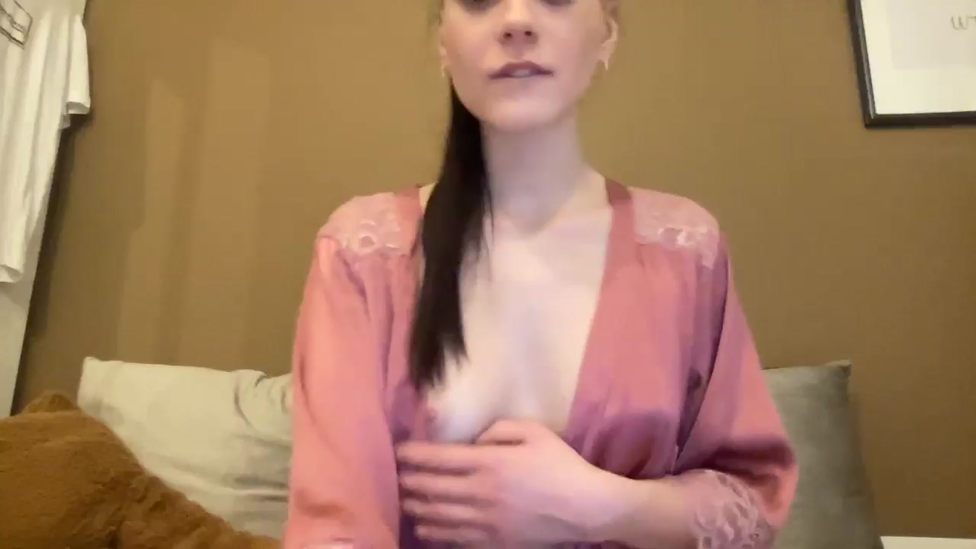 Gallery image thumbnail from SallyBlack20's myfreecams stream on, 03/10/2025, 06:15 image 19 of 20