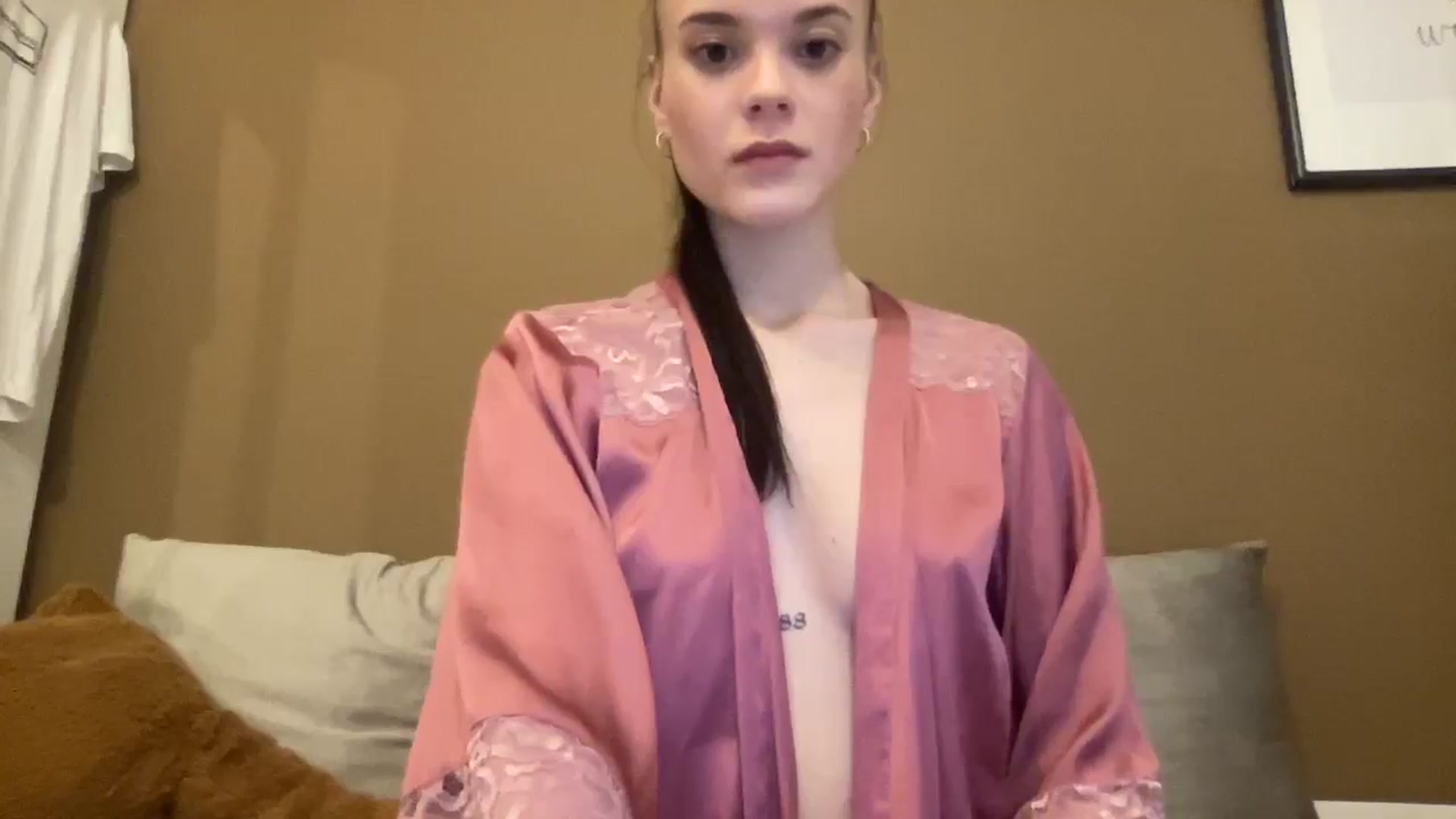 Gallery image thumbnail from SallyBlack20's myfreecams stream on, 03/10/2025, 06:15 image 17 of 20