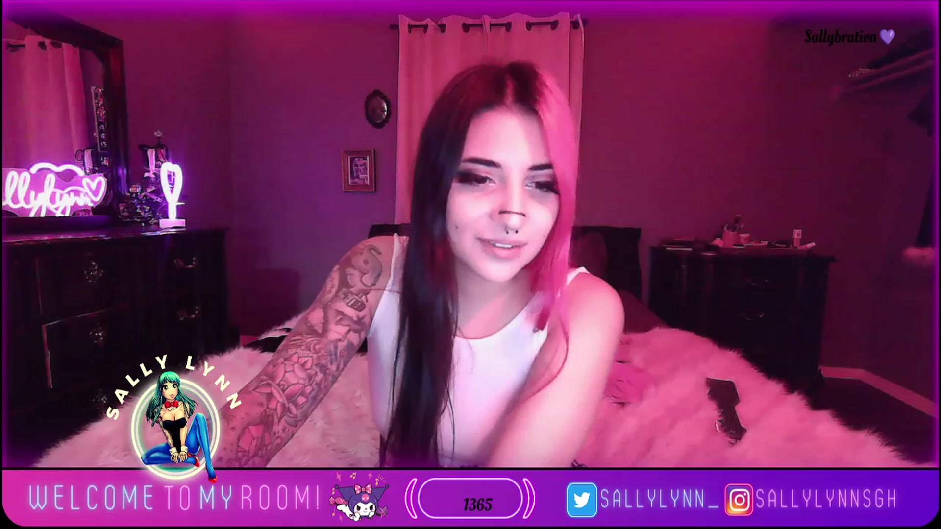 Gallery image thumbnail from Sallylynn's myfreecams stream on, 11/21/2023, 07:24 image 18 of 20