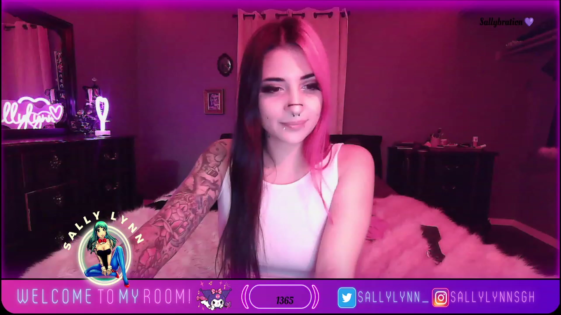 Gallery image thumbnail from Sallylynn's myfreecams stream on, 11/21/2023, 07:24 image 14 of 20
