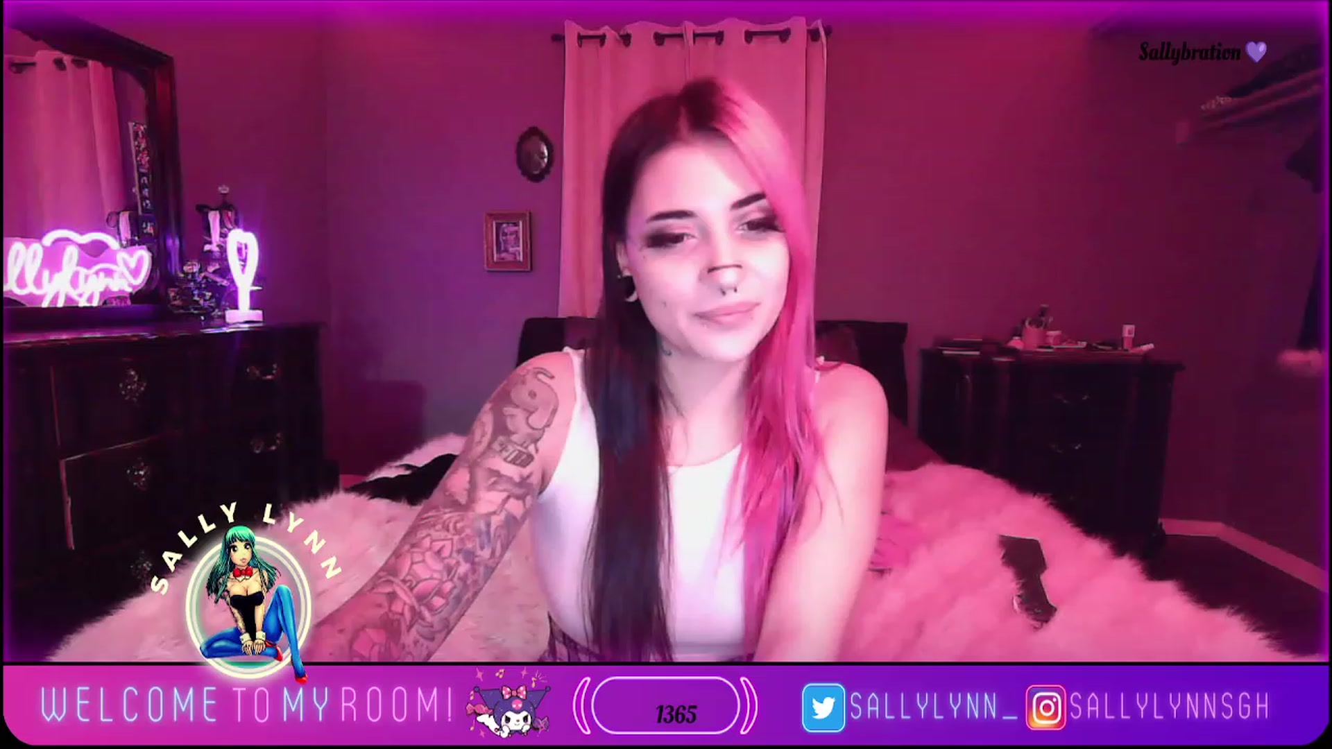 Gallery image thumbnail from Sallylynn's myfreecams stream on, 11/21/2023, 07:24 image 15 of 20