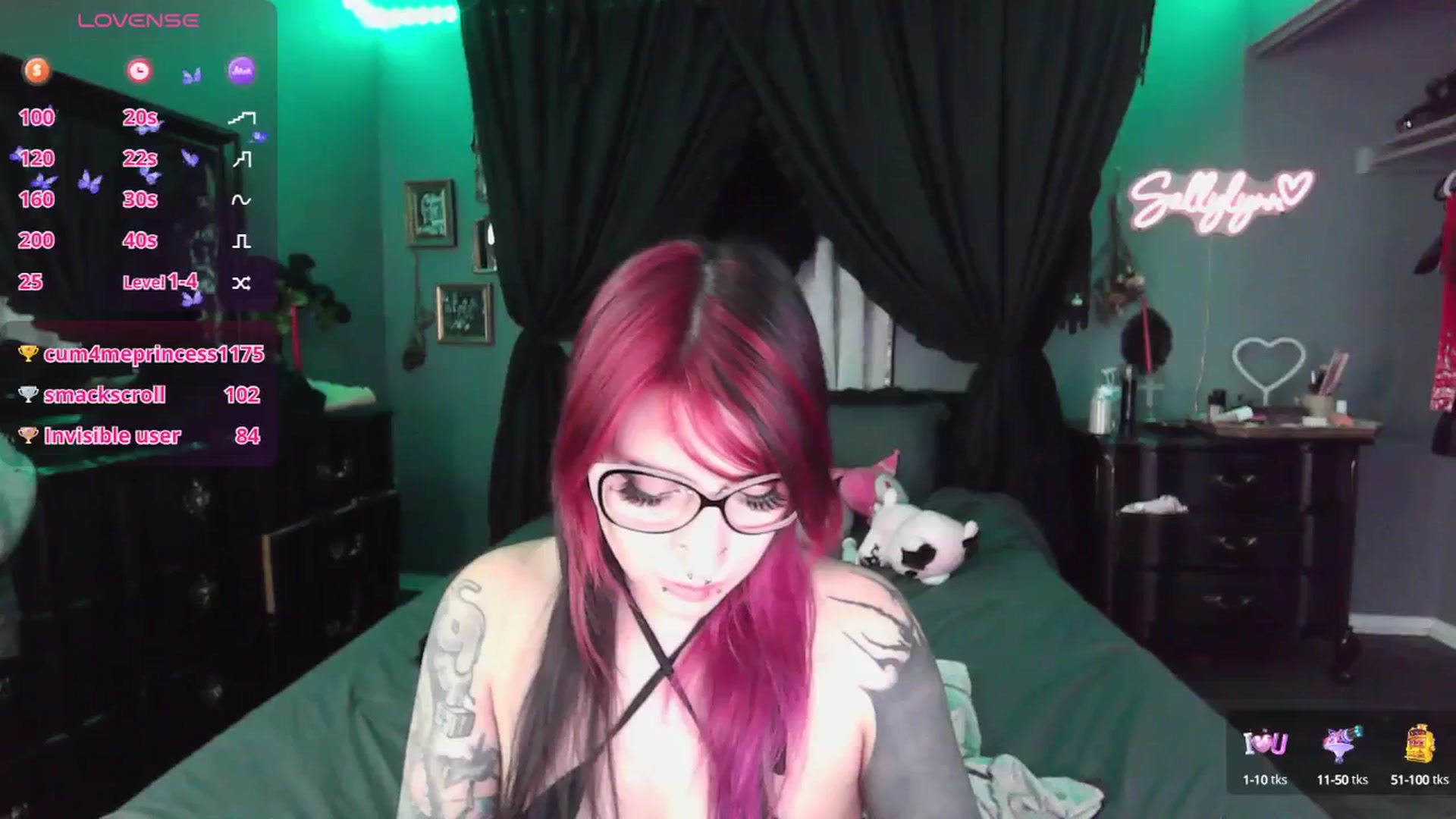 Gallery image thumbnail from Sallylynn's myfreecams stream on, 05/31/2025, 10:45 image 4 of 20