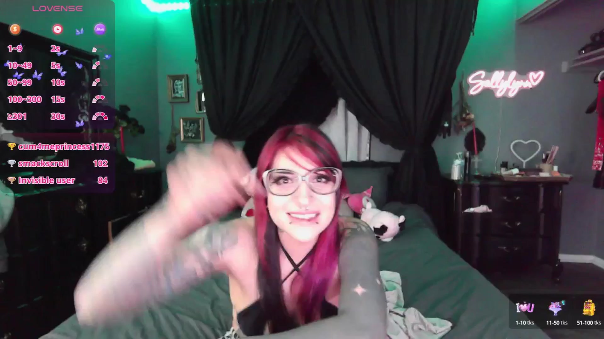 Gallery image thumbnail from Sallylynn's myfreecams stream on, 05/31/2025, 10:45 image 5 of 20