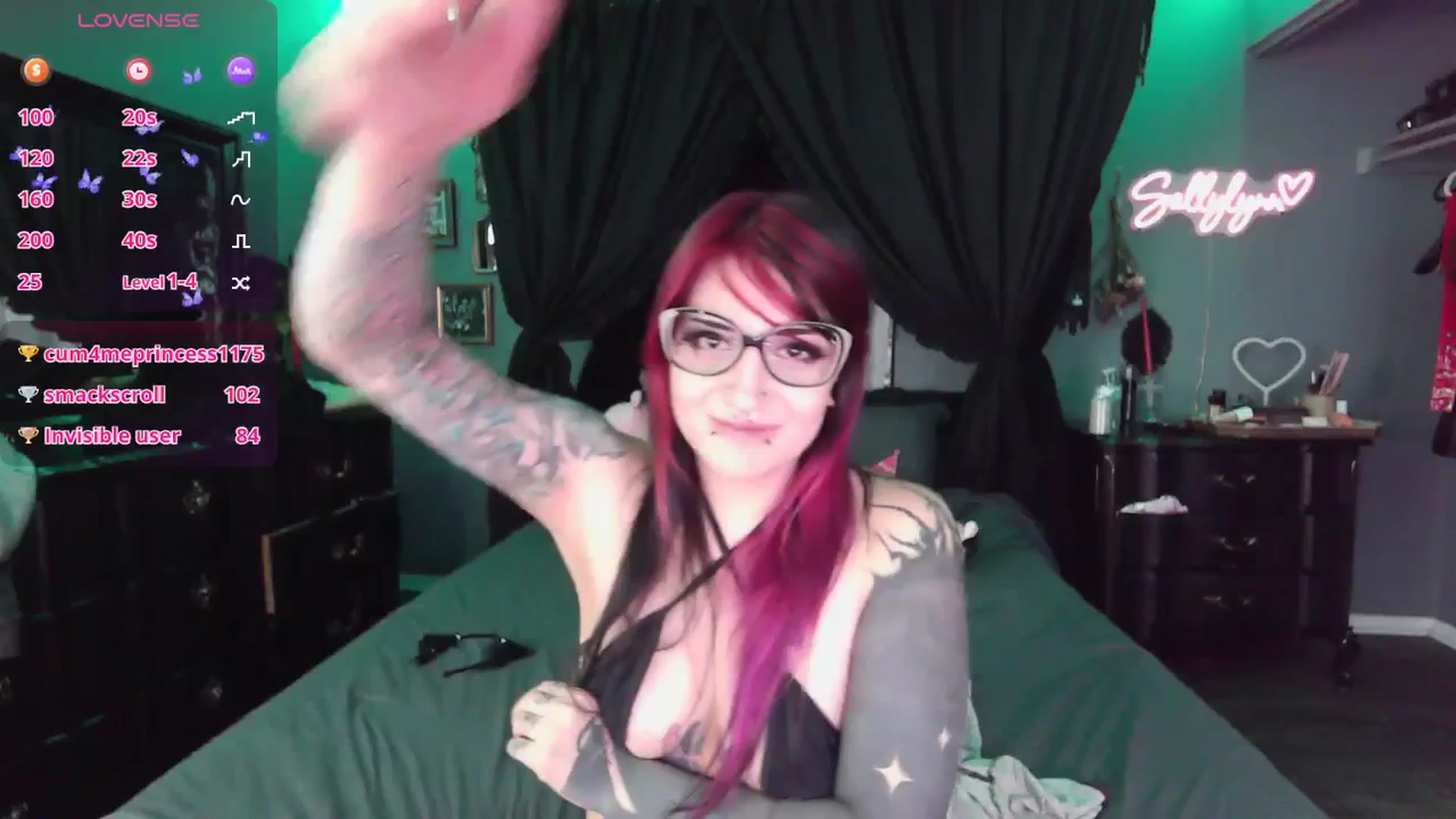 Gallery image thumbnail from Sallylynn's myfreecams stream on, 05/31/2025, 10:45 image 3 of 20