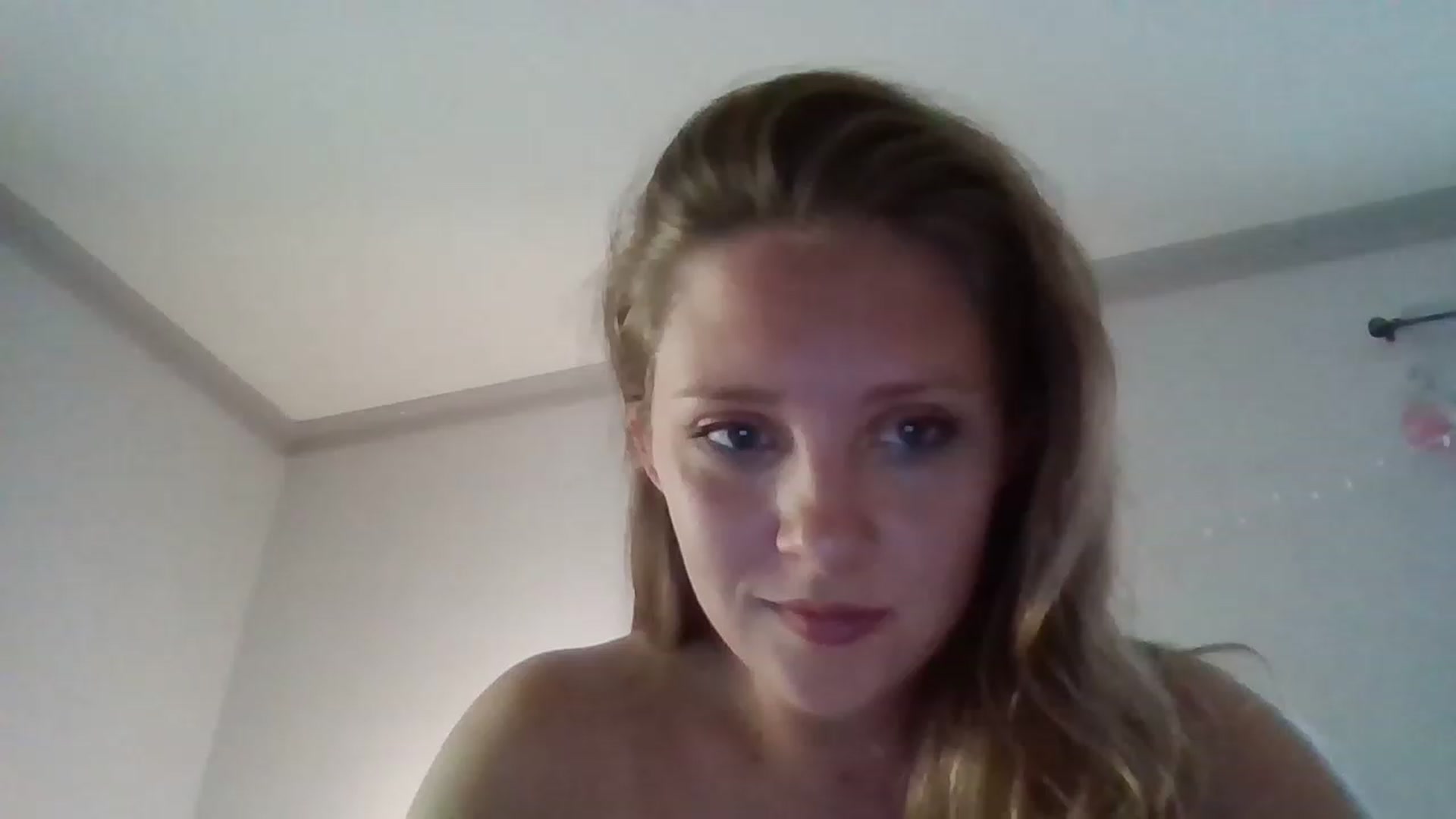 Gallery image thumbnail from Sallywalker2's myfreecams stream on, 06/05/2023, 15:04 image 12 of 20