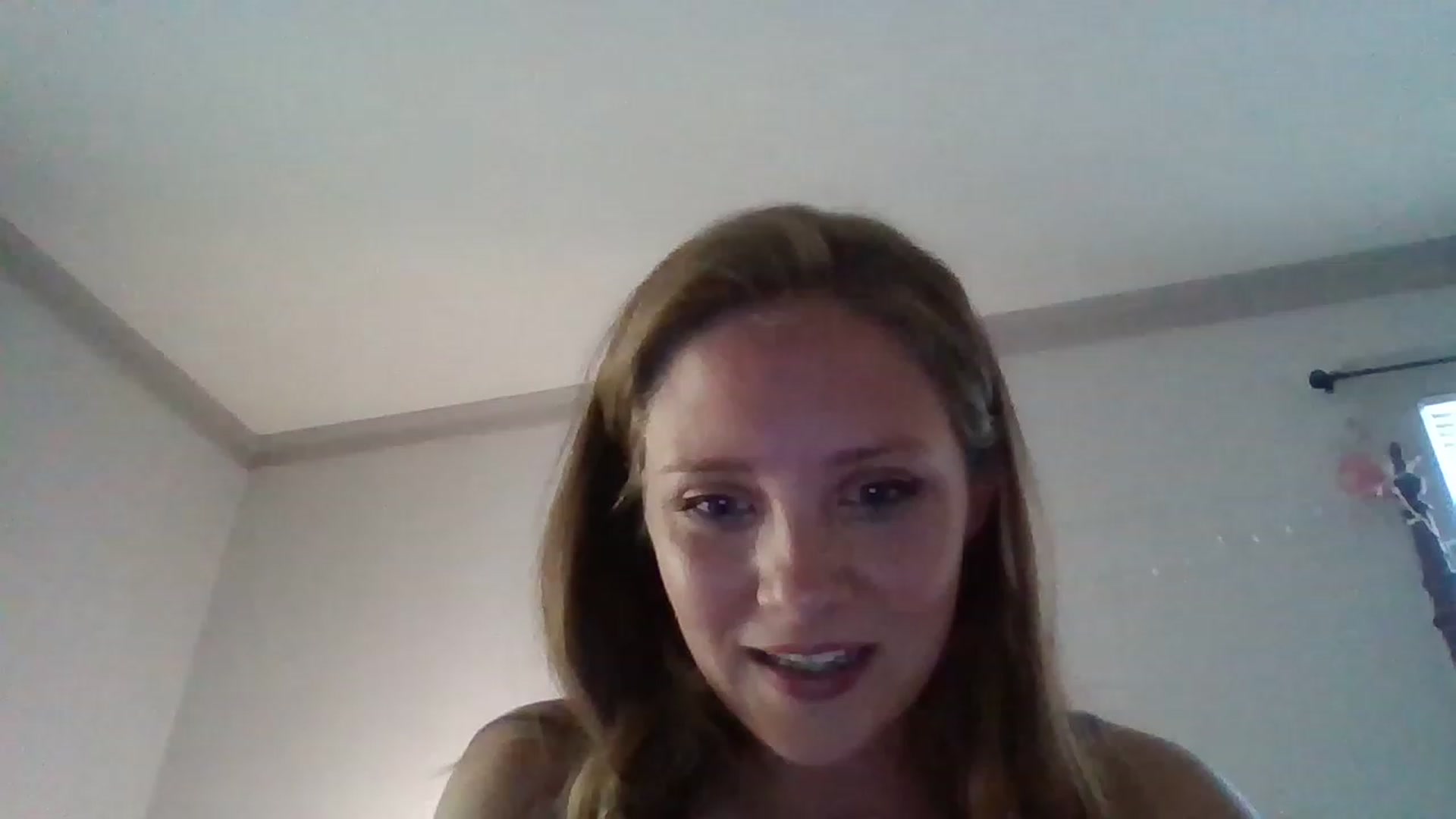 Gallery image thumbnail from Sallywalker2's myfreecams stream on, 06/05/2023, 15:04 image 19 of 20