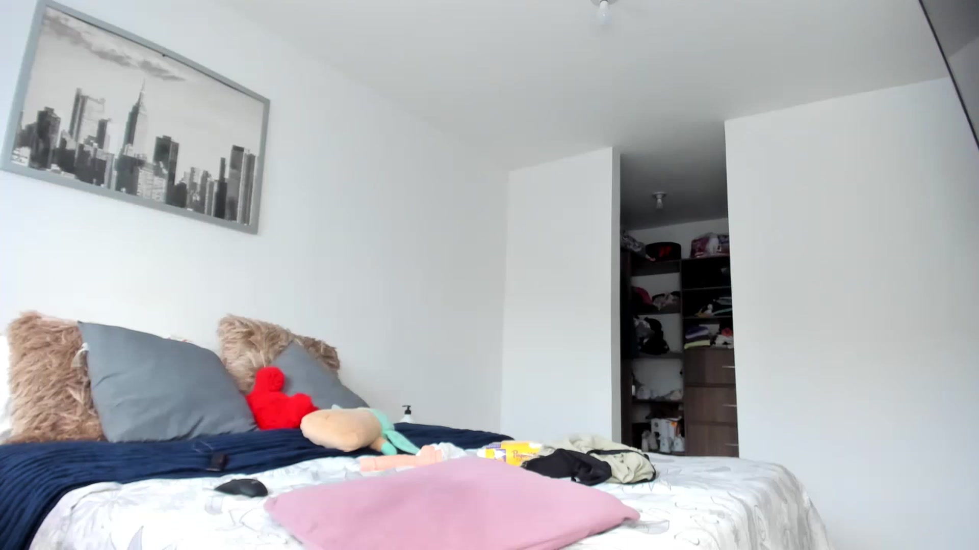 Gallery image thumbnail from Salogarces's myfreecams stream on, 11/23/2022, 20:40 image 9 of 20