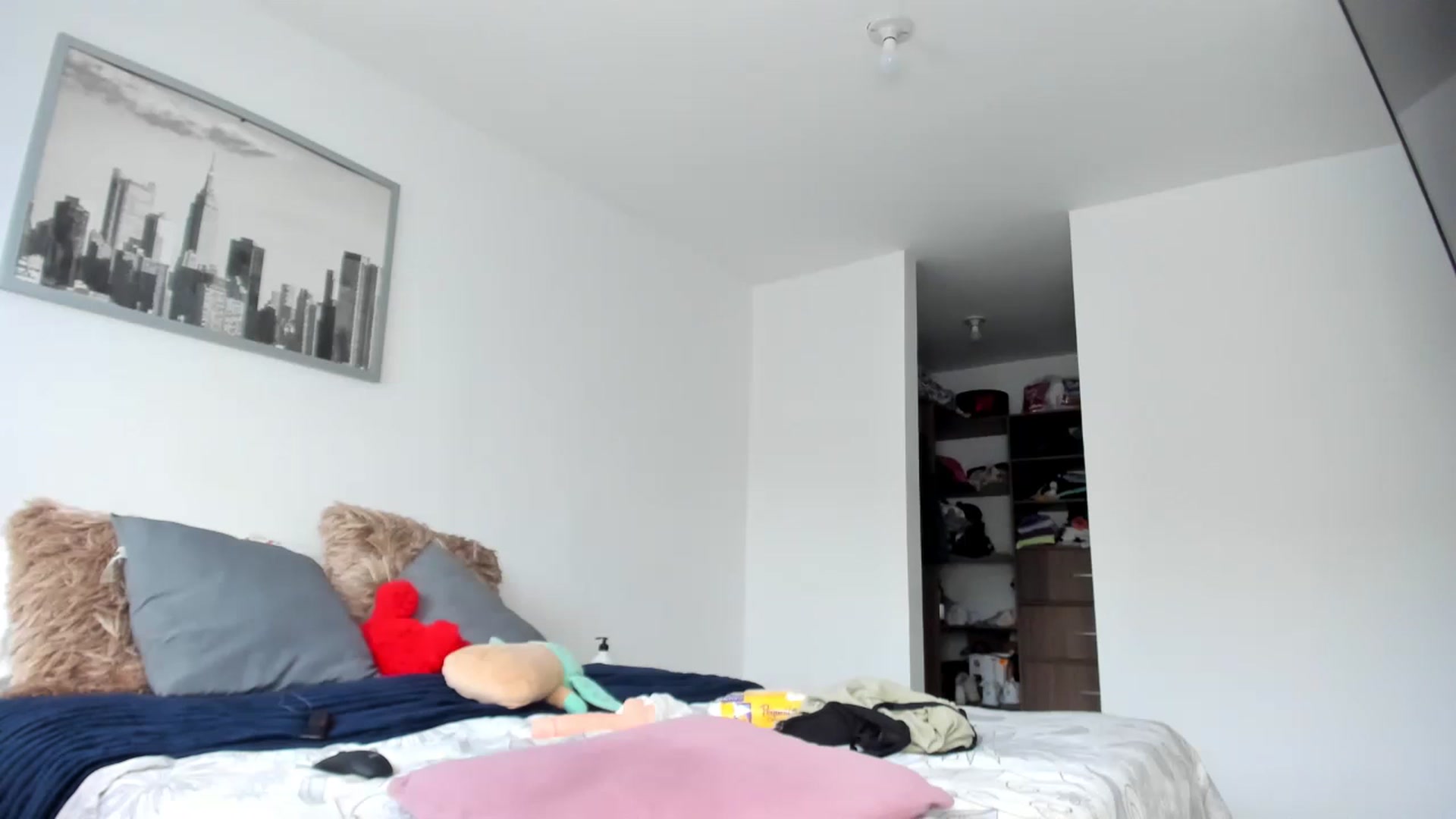 Gallery image thumbnail from Salogarces's myfreecams stream on, 11/23/2022, 20:40 image 10 of 20