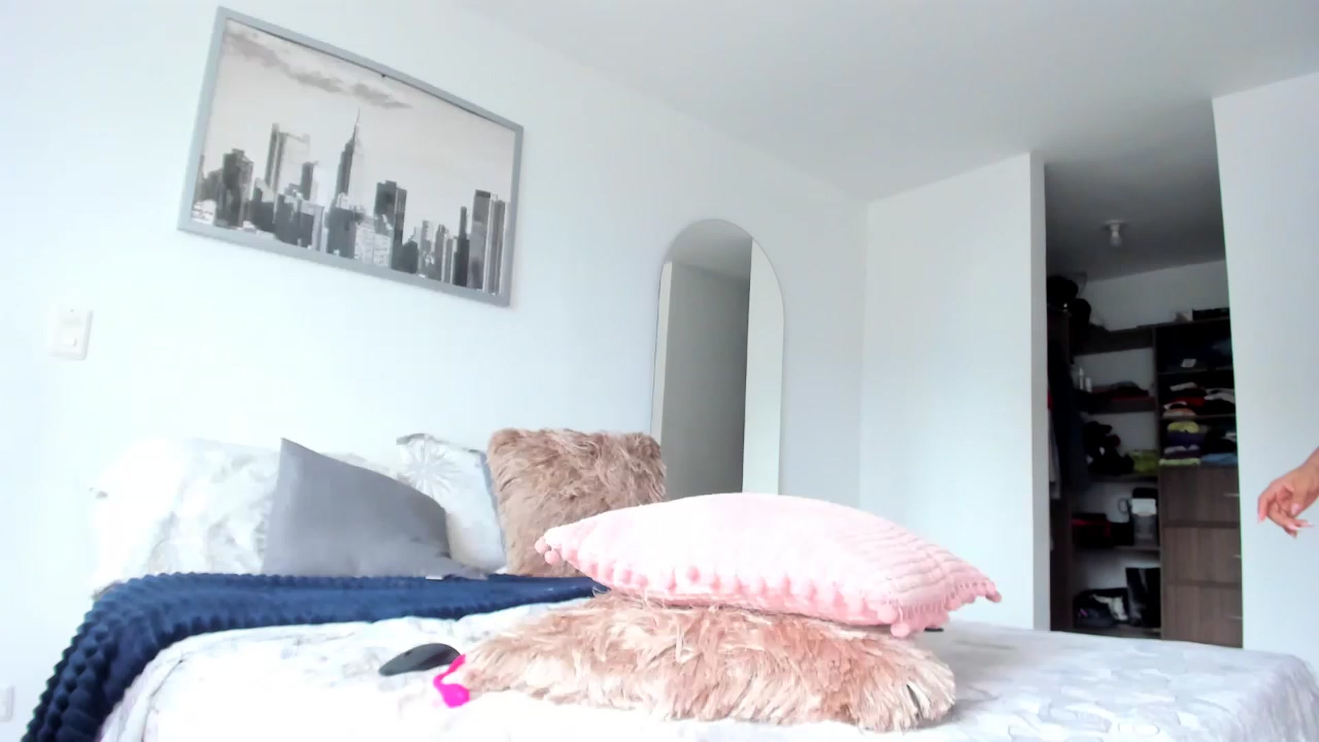 Gallery image thumbnail from Salogarces's myfreecams stream on, 12/30/2022, 17:07 image 6 of 20