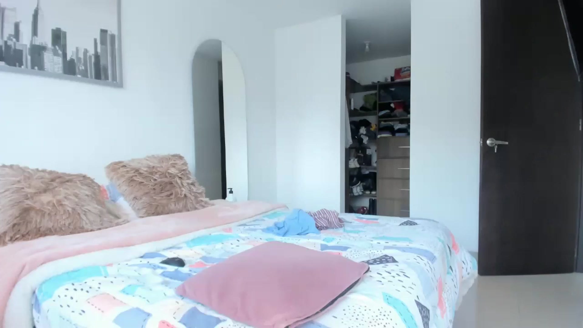 Gallery image thumbnail from Salogarces's myfreecams stream on, 01/20/2023, 17:55 image 13 of 20