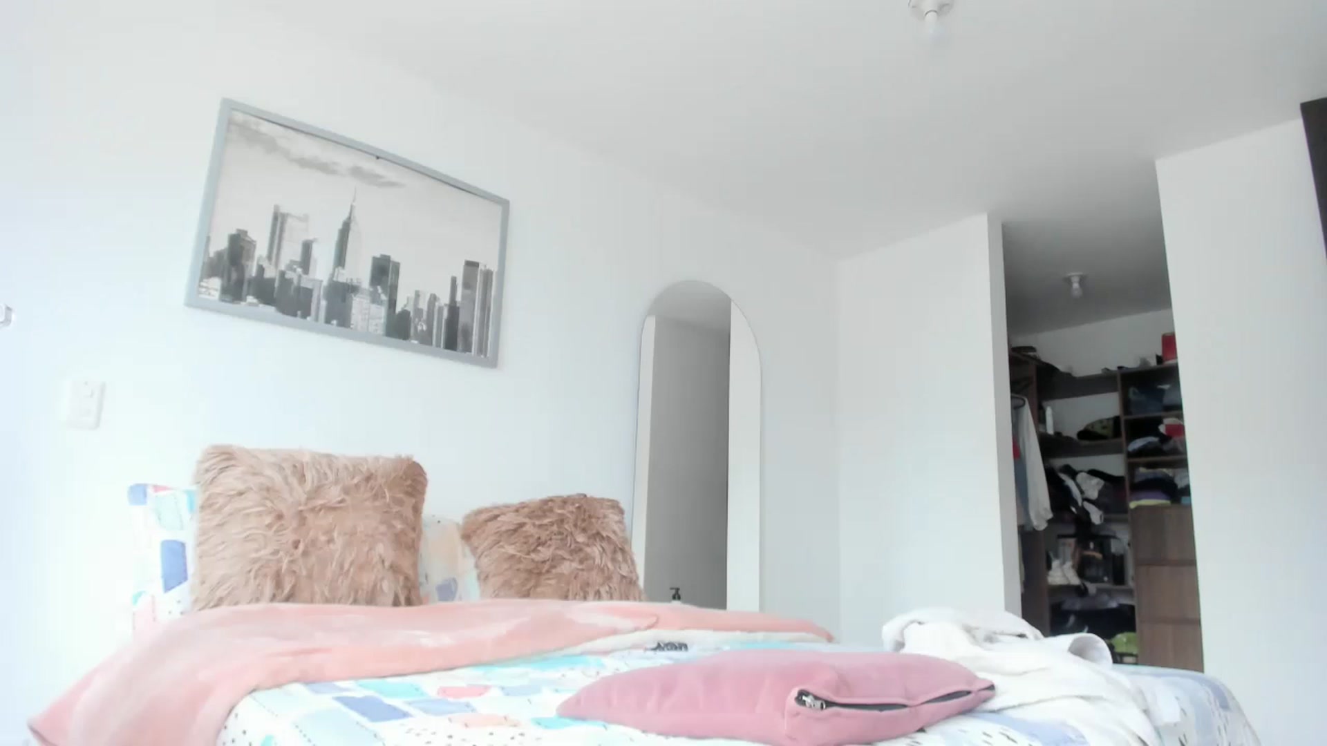 Gallery image thumbnail from Salogarces's myfreecams stream on, 01/21/2023, 16:43 image 14 of 20