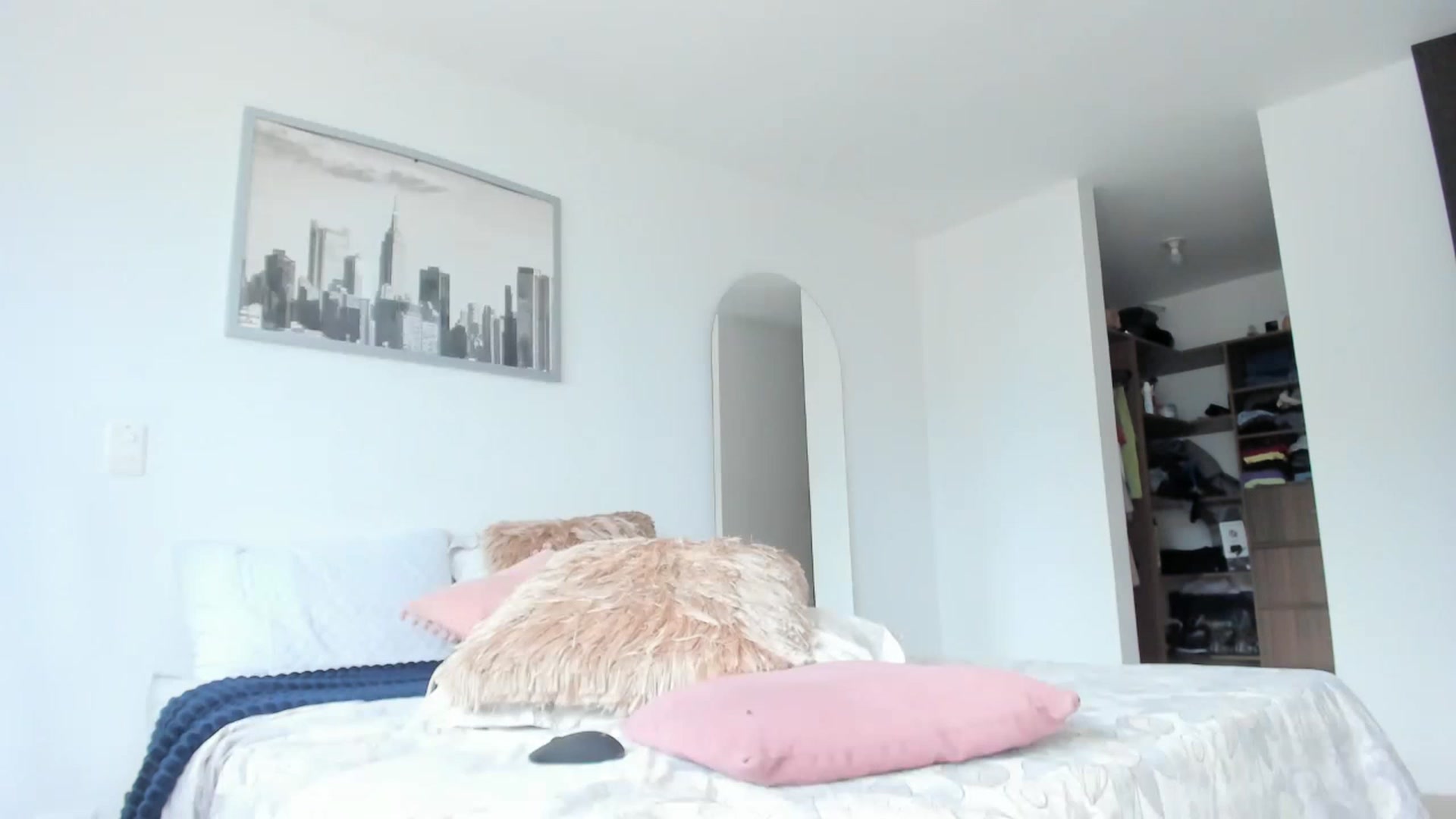 Gallery image thumbnail from Salogarces's myfreecams stream on, 02/04/2023, 16:31 image 18 of 20