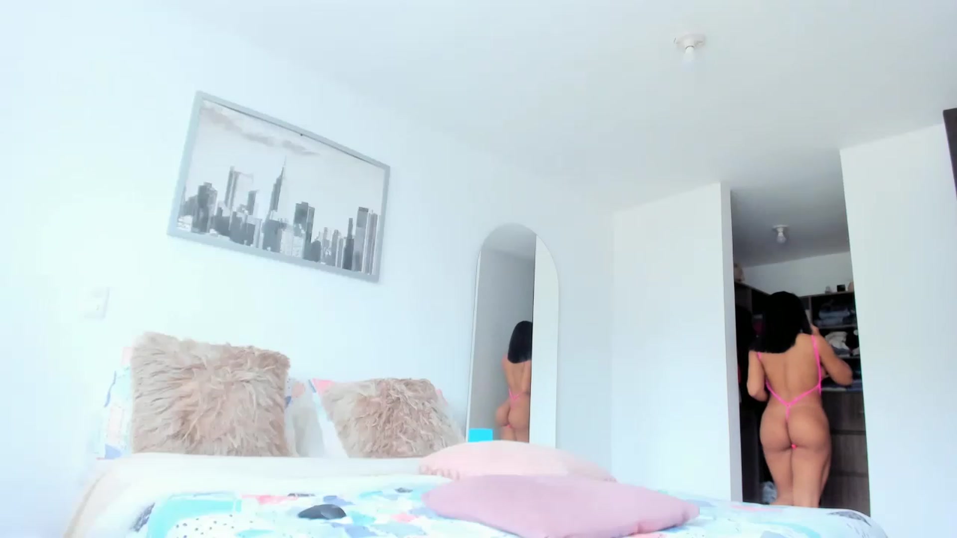 Gallery image thumbnail from Salogarces's myfreecams stream on, 02/14/2023, 18:51 image 2 of 20