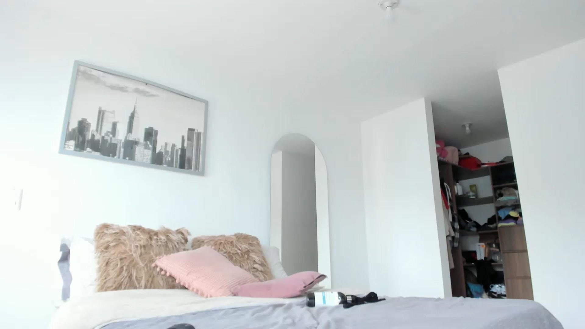 Gallery image thumbnail from Salogarces's myfreecams stream on, 03/15/2023, 20:23 image 9 of 20