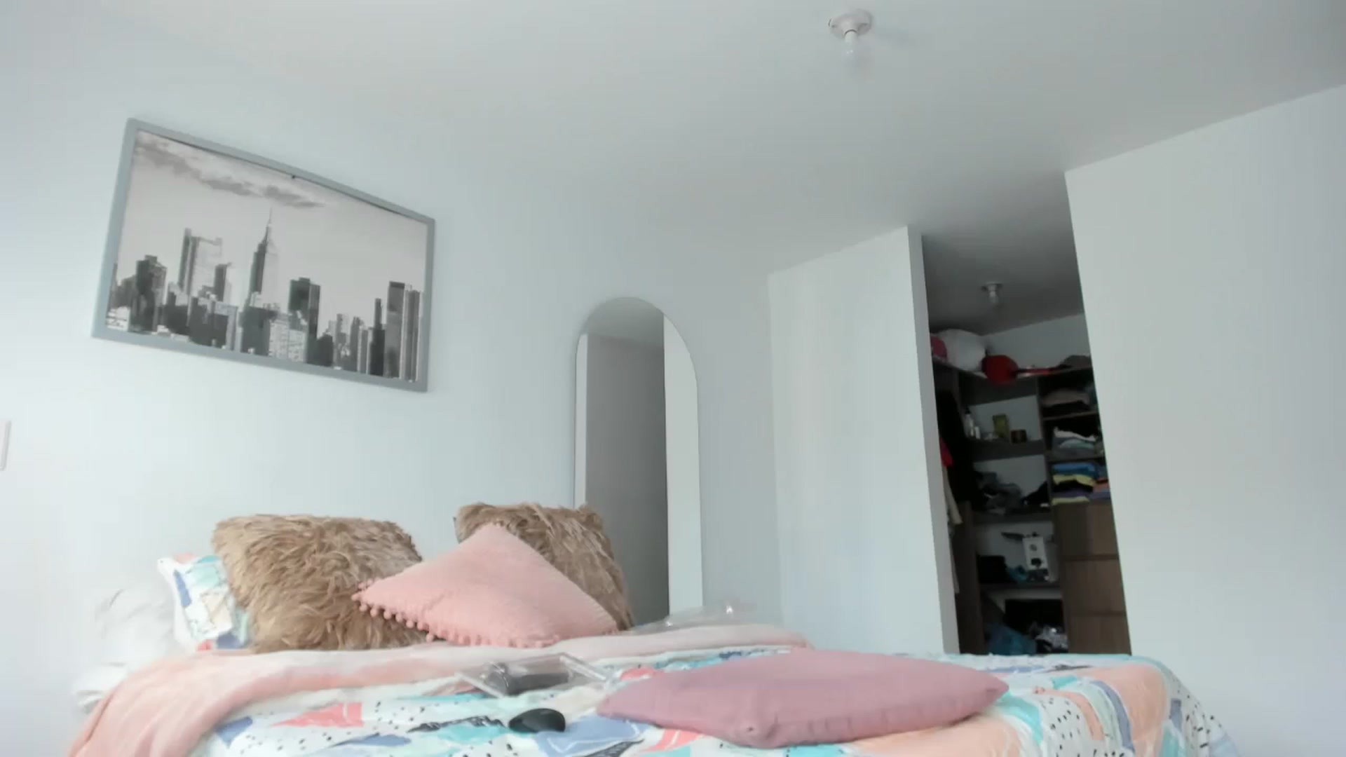 Gallery image thumbnail from Salogarces's myfreecams stream on, 03/17/2023, 20:18 image 15 of 20