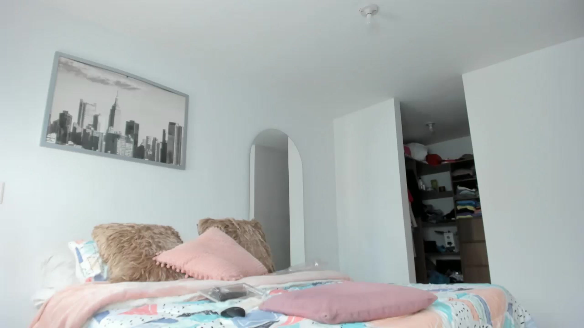 Gallery image thumbnail from Salogarces's myfreecams stream on, 03/17/2023, 20:18 image 16 of 20