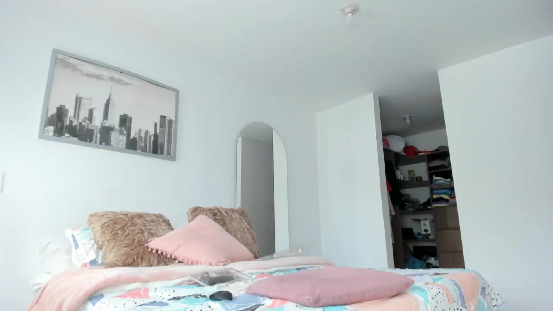 Gallery image thumbnail from Salogarces's myfreecams stream on, 03/17/2023, 20:18 image 12 of 20