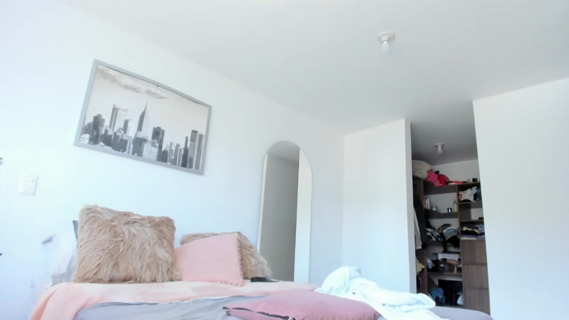 Gallery image thumbnail from Salogarces's myfreecams stream on, 04/03/2023, 18:47 image 10 of 20